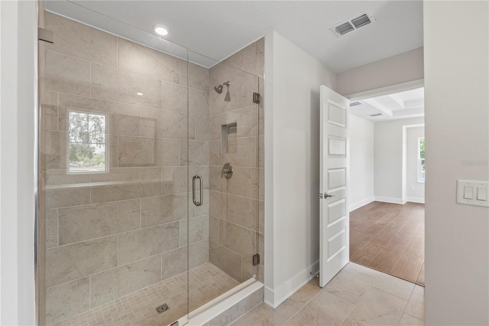 1522 W ARCH ST — photo 18