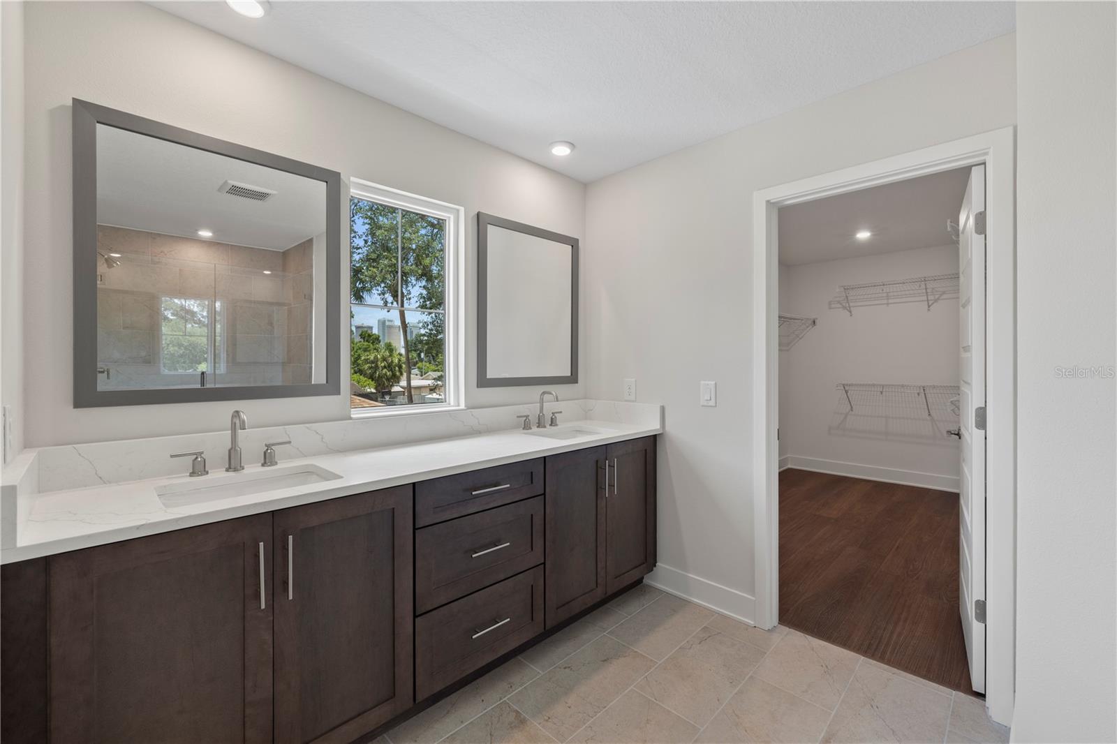 1522 W ARCH ST — photo 20