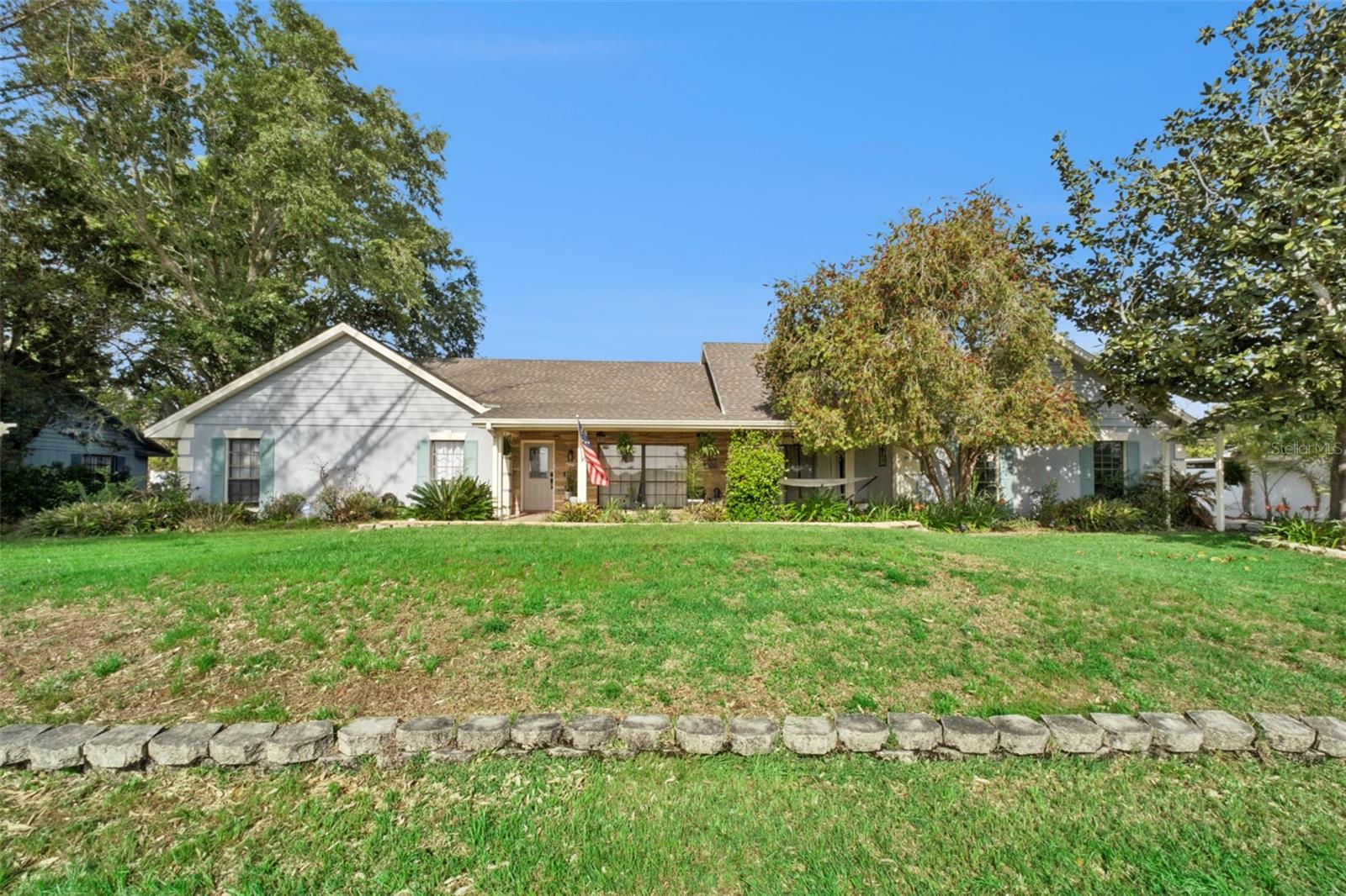 2002 FAIRWAY DR photo