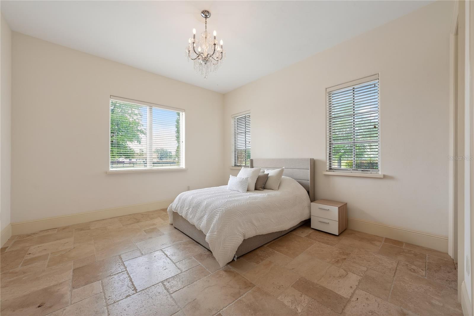 12424 SW 140TH LOOP — photo 37