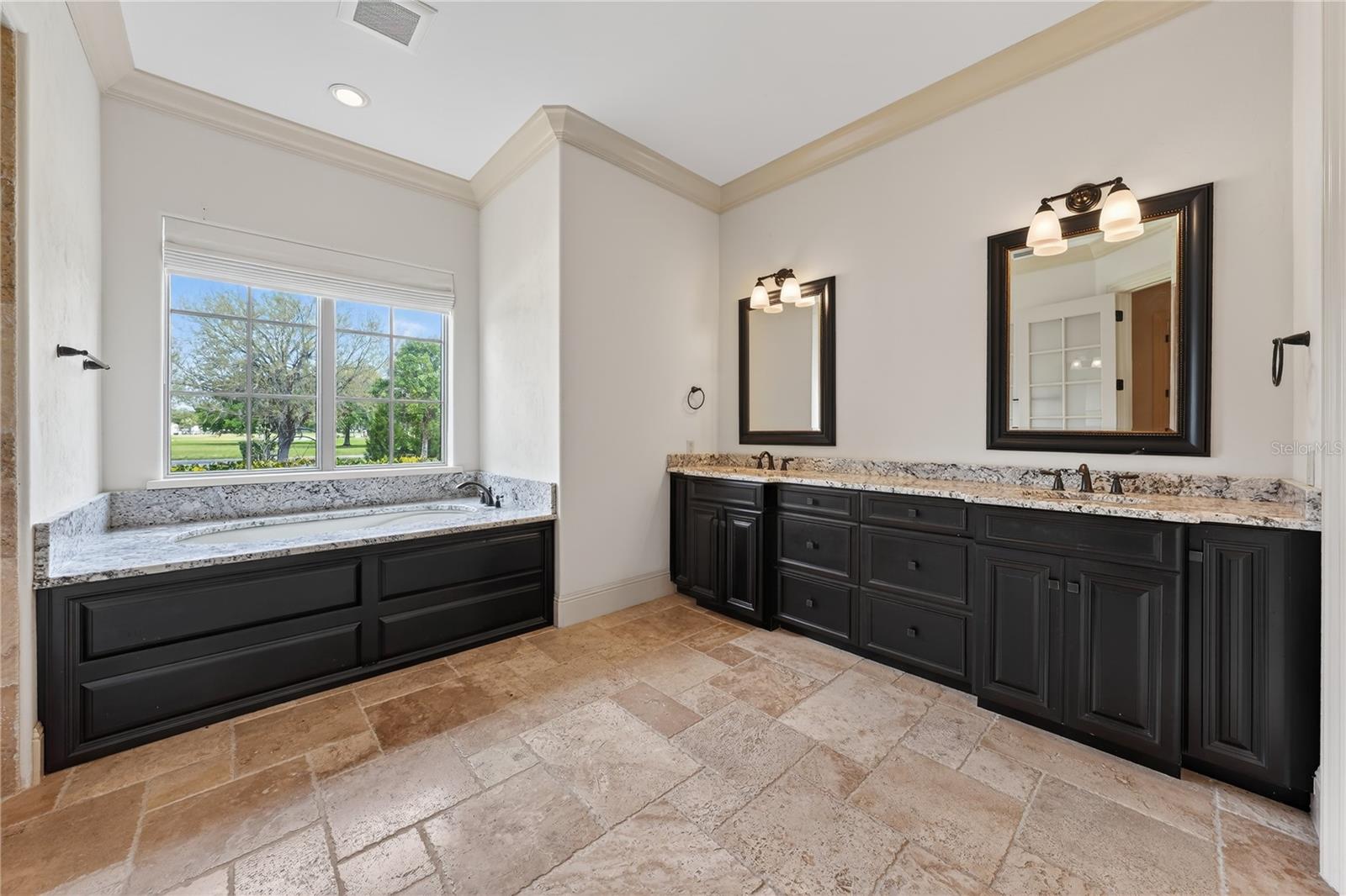 12424 SW 140TH LOOP — photo 30