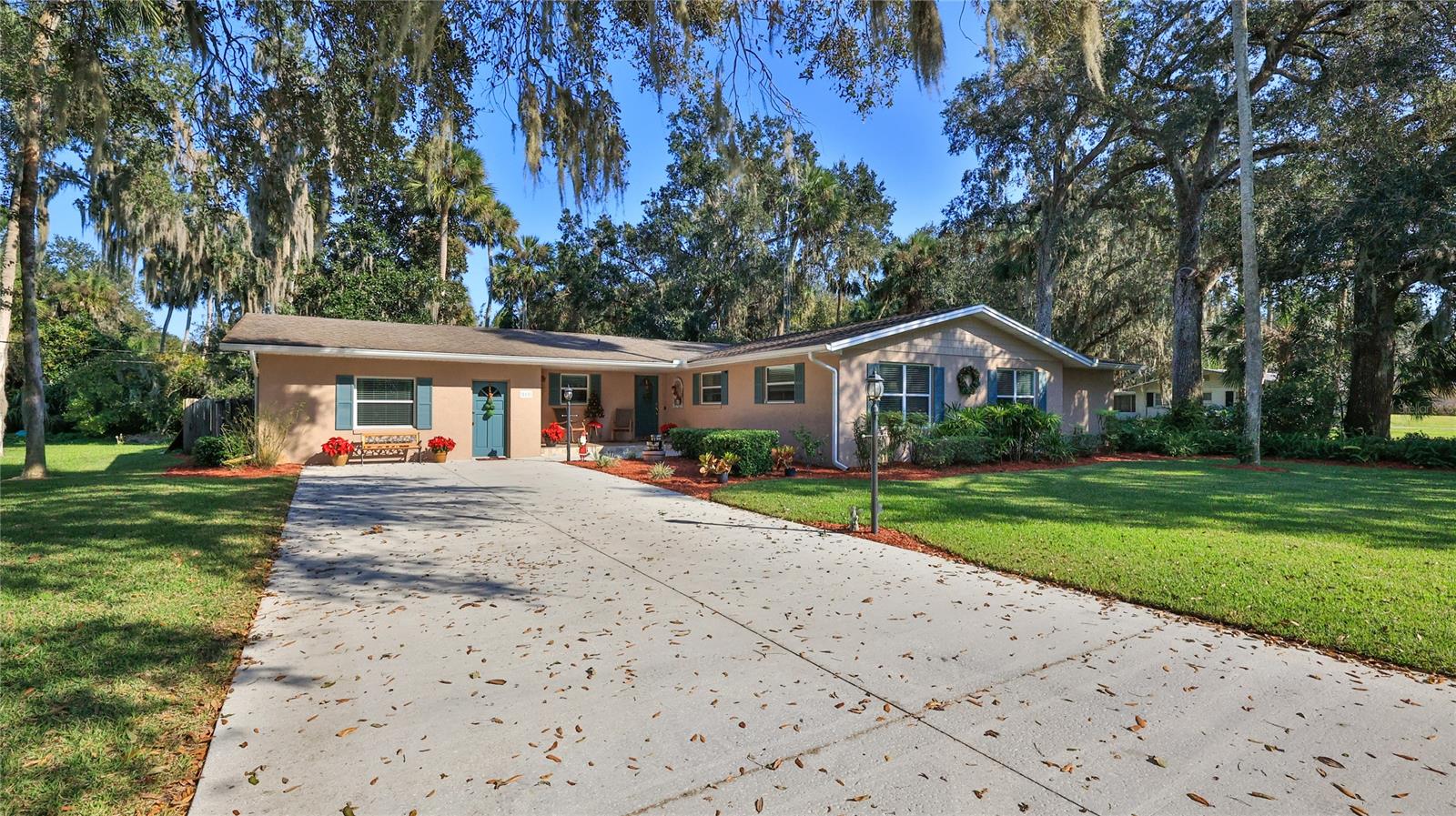 515 OLIVER DR photo