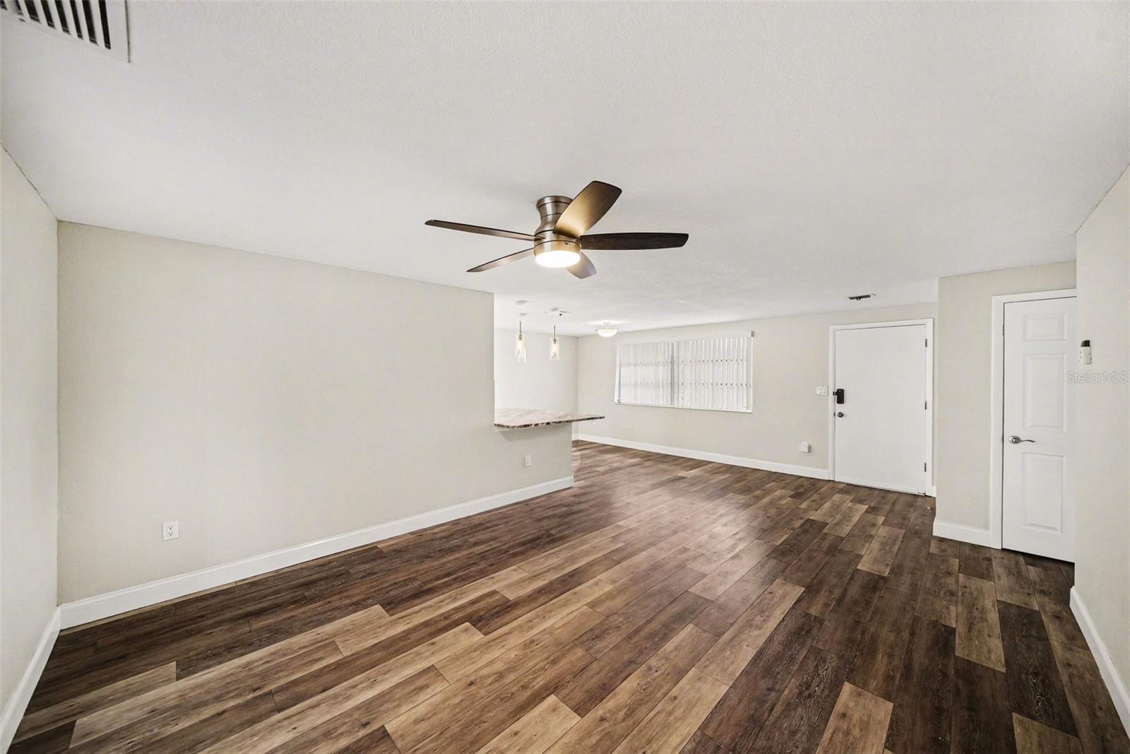 7541 SPIREA DR — photo 6