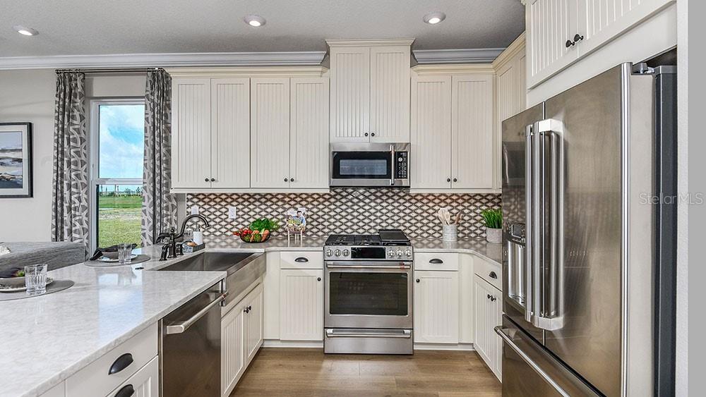 10836 ECLIPSE ST — photo 2