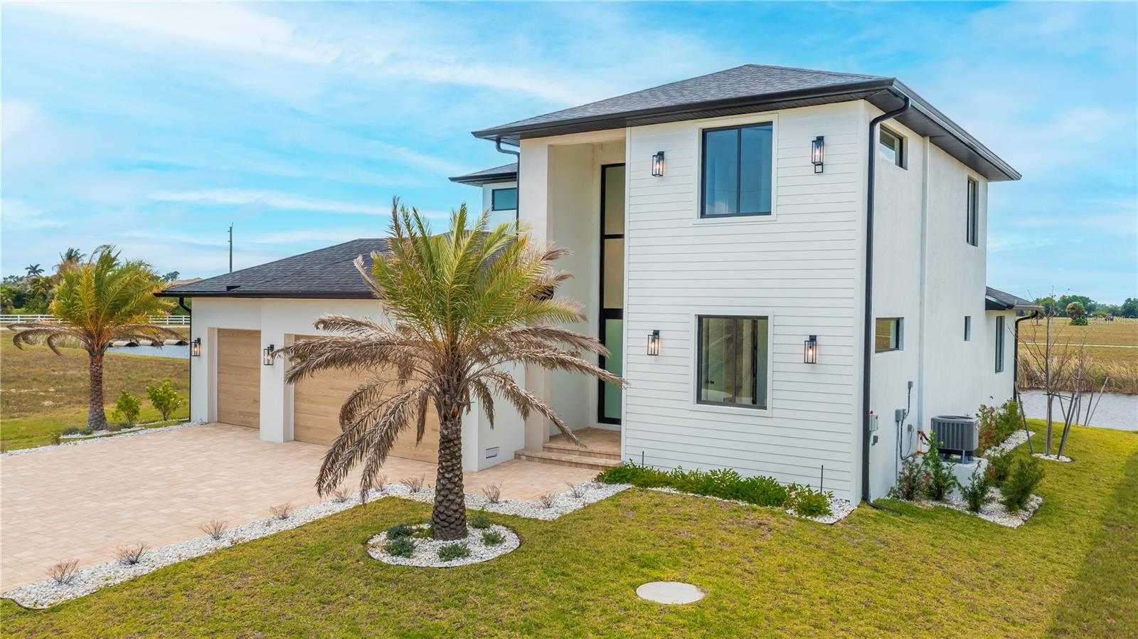 7 SUNFLOWER DR photo