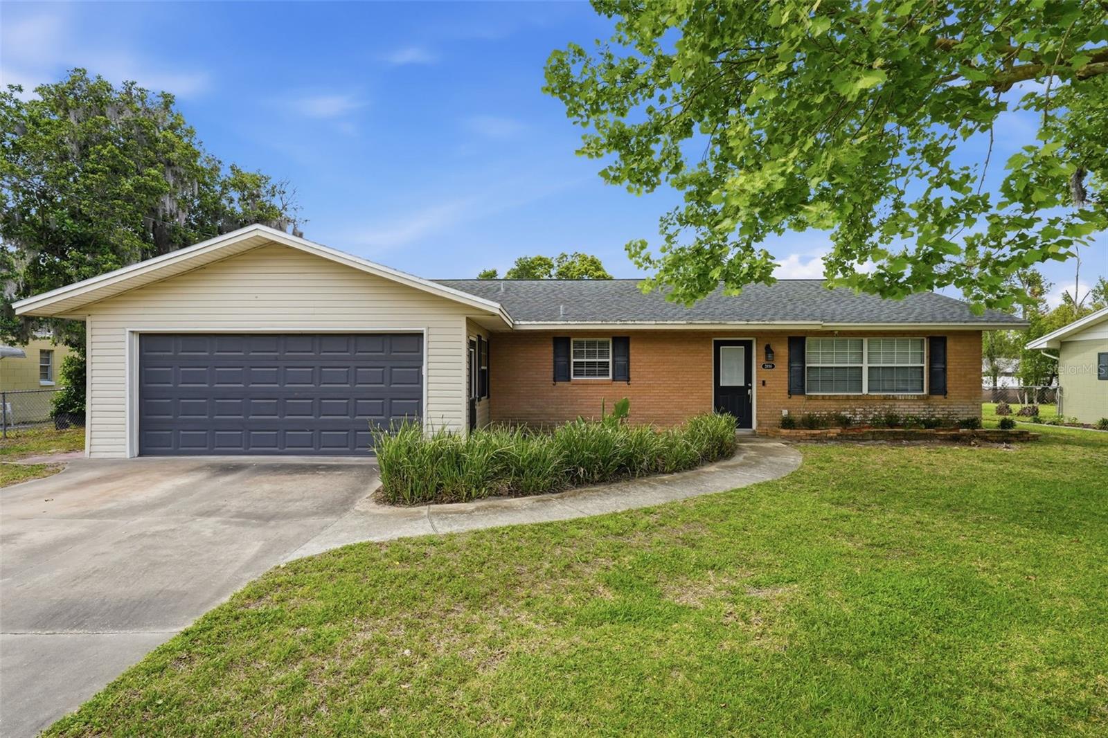 3996 LAKE ELEANOR DR photo
