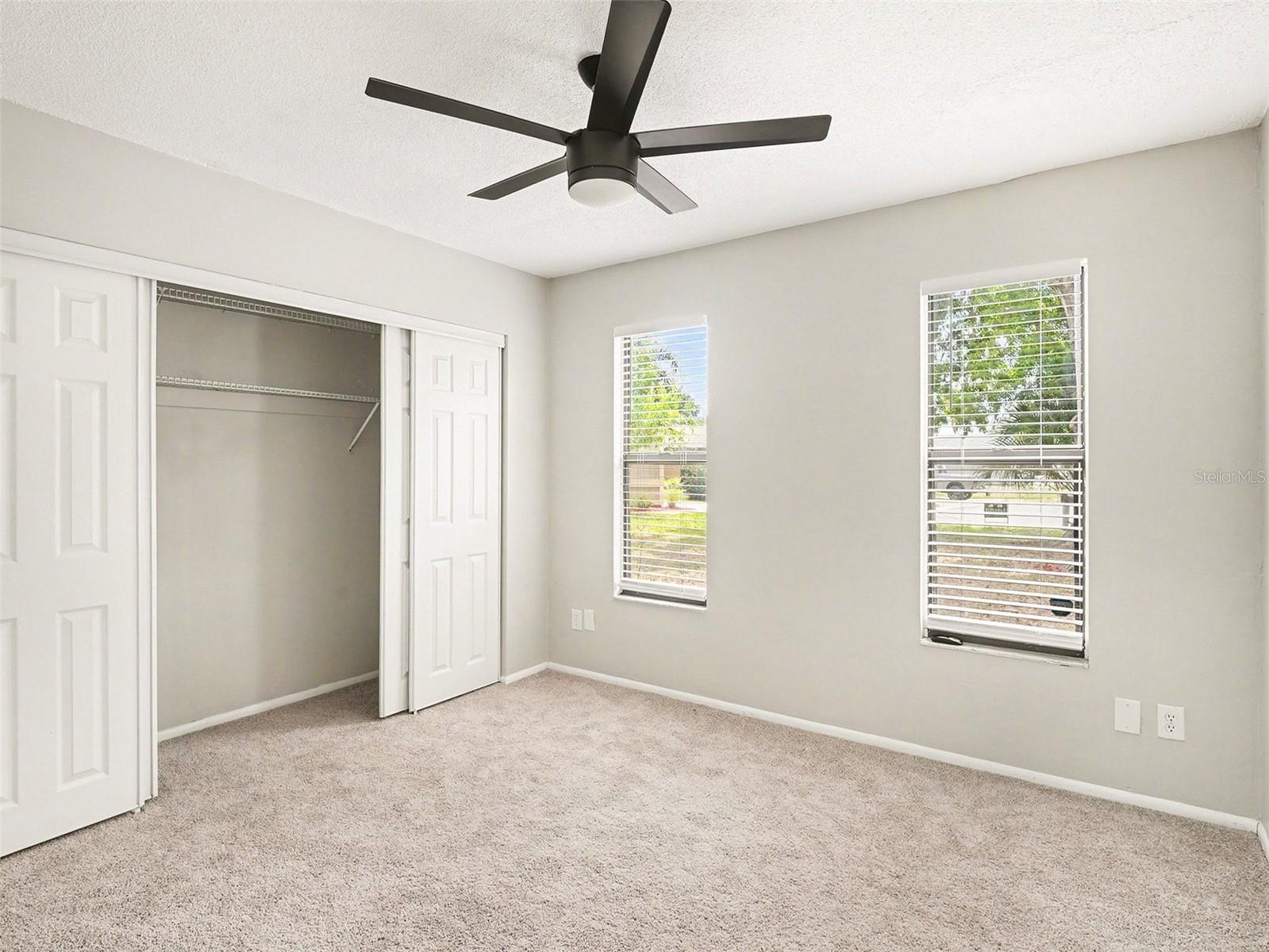 8211 COUNTRY OAKS CT — photo 11