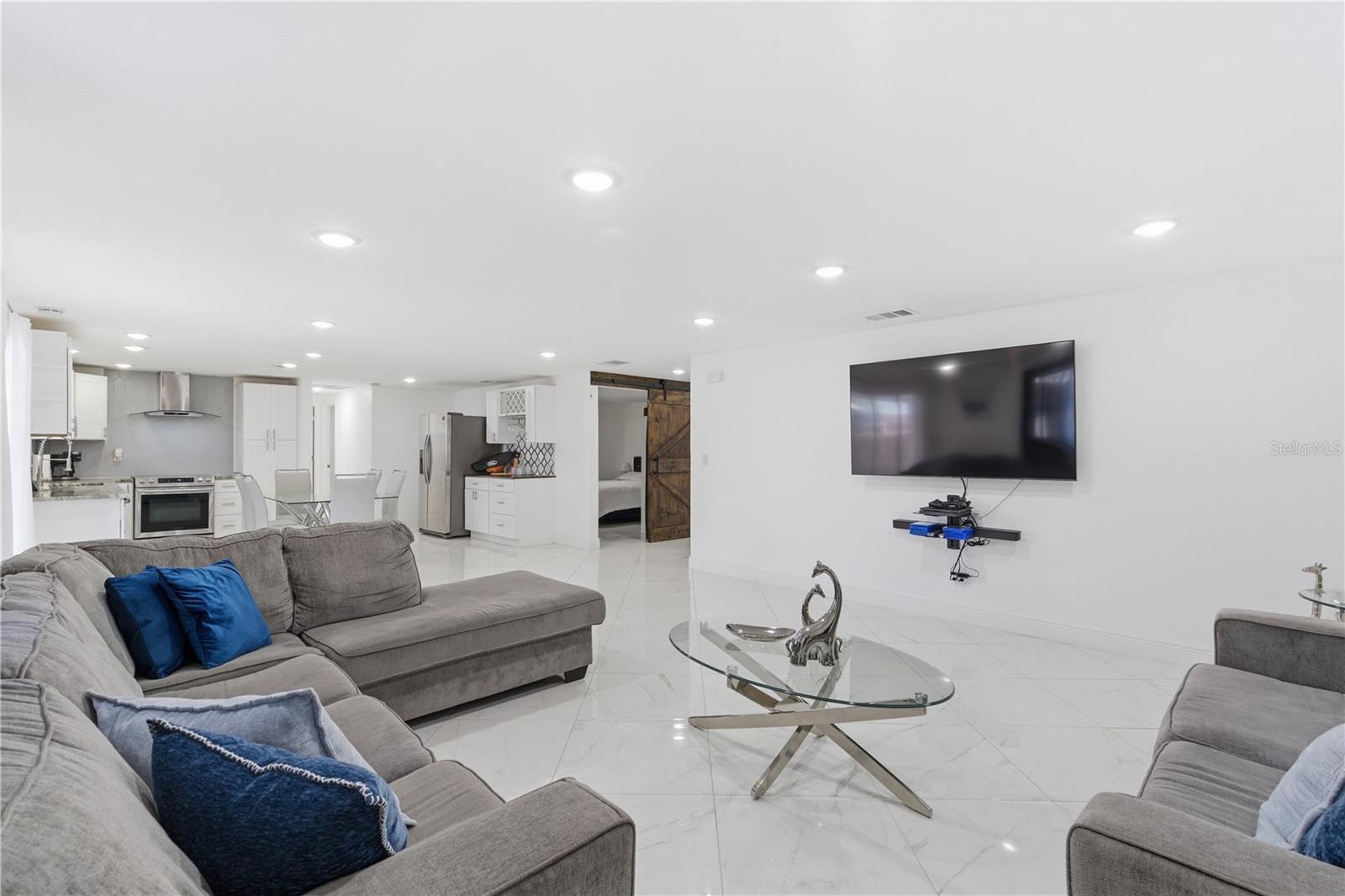 601 GOLF AND SEA BLVD — photo 8