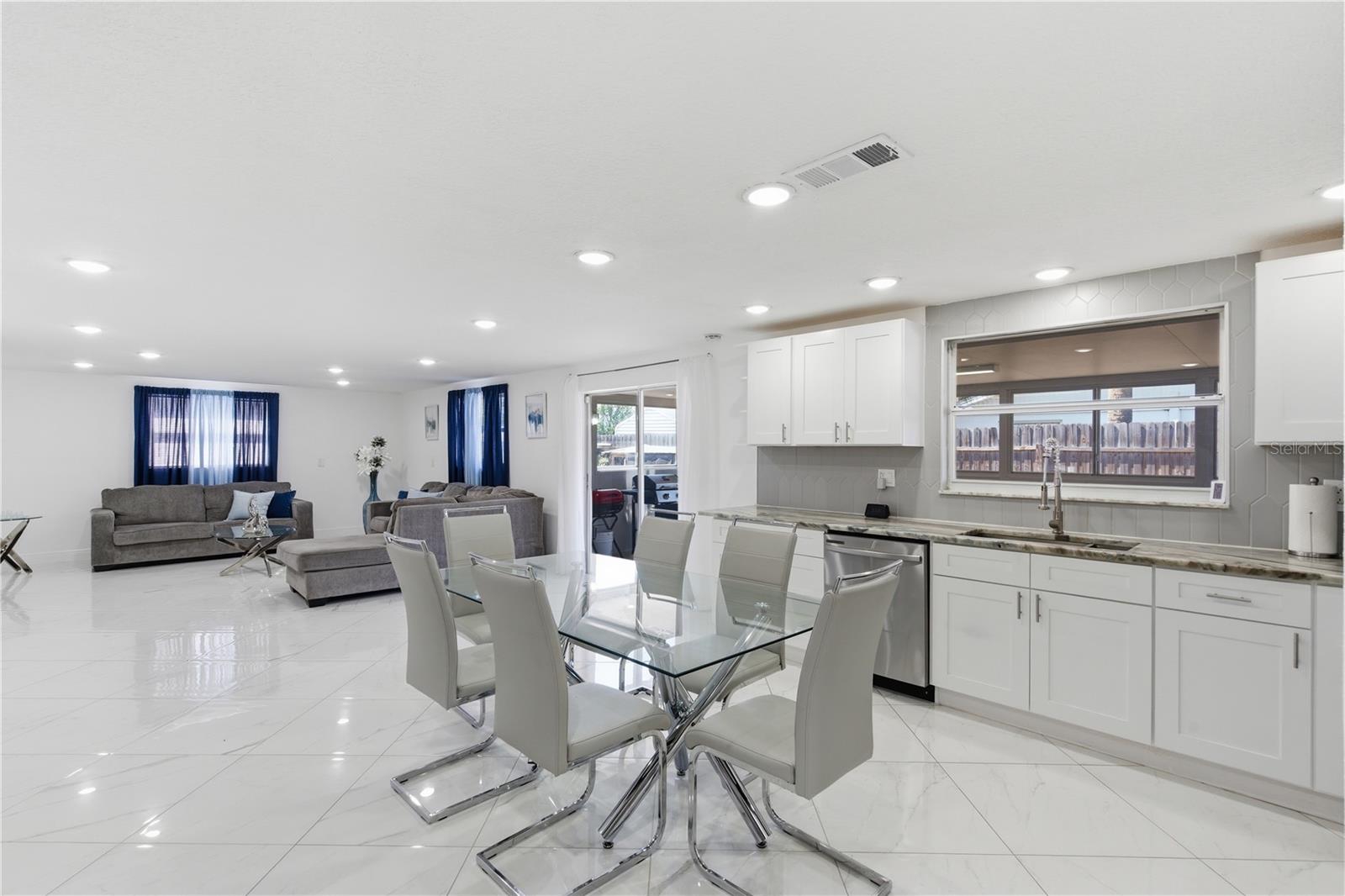 601 GOLF AND SEA BLVD — photo 9