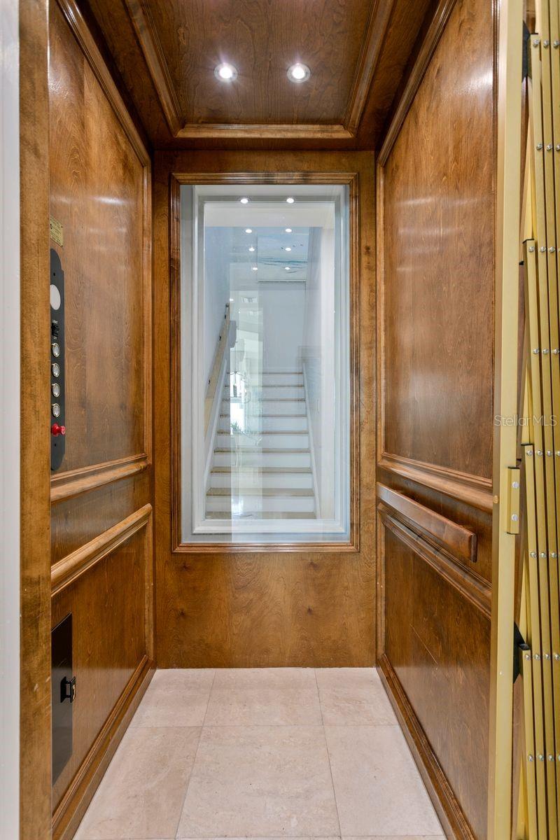 611 1ST AVE S — photo 36