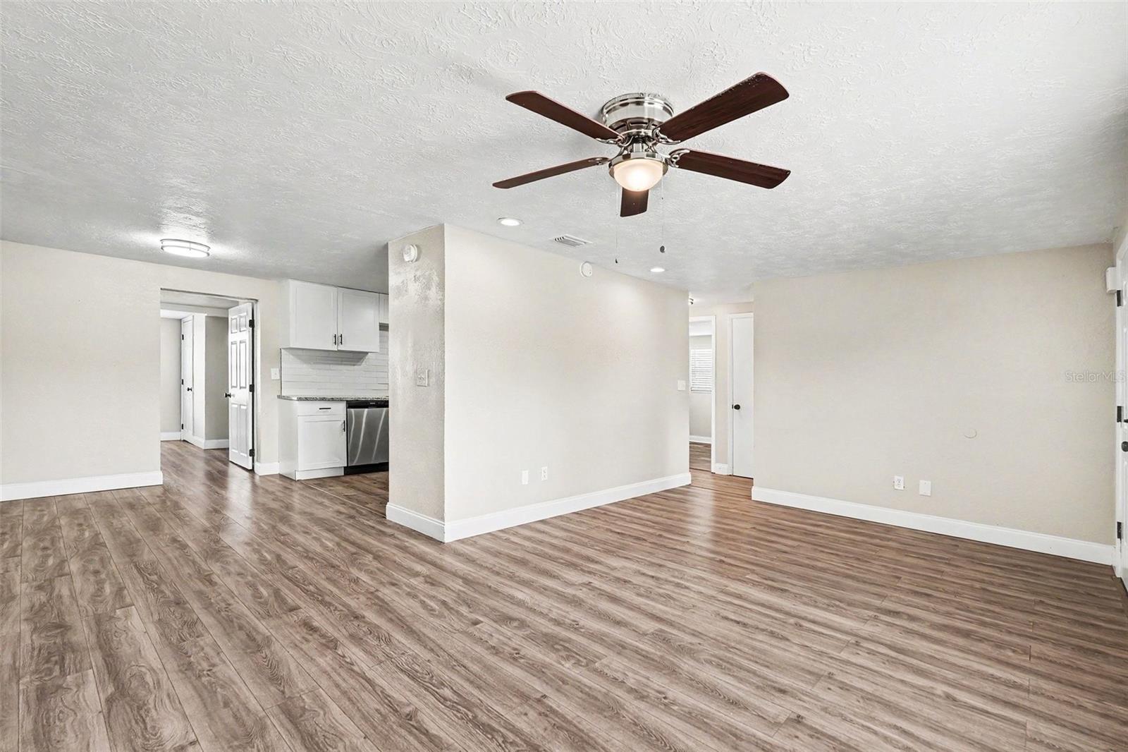 4113 KIBLER LN — photo 5