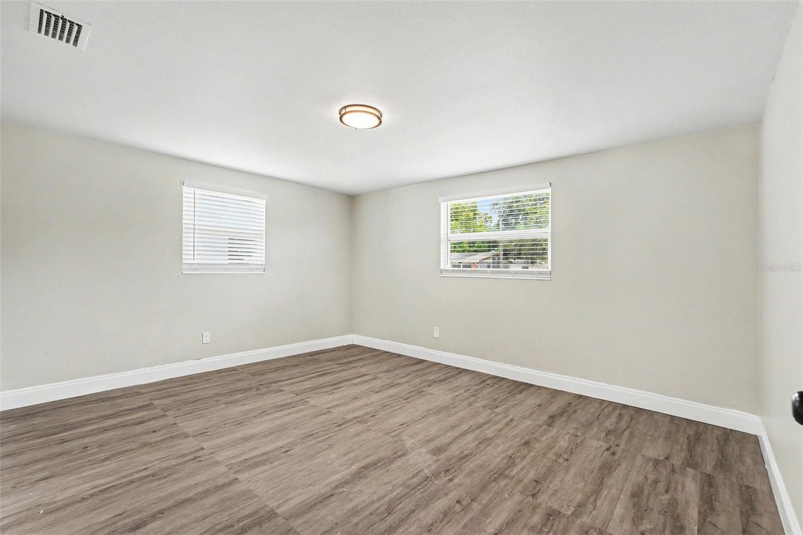 4113 KIBLER LN — photo 12