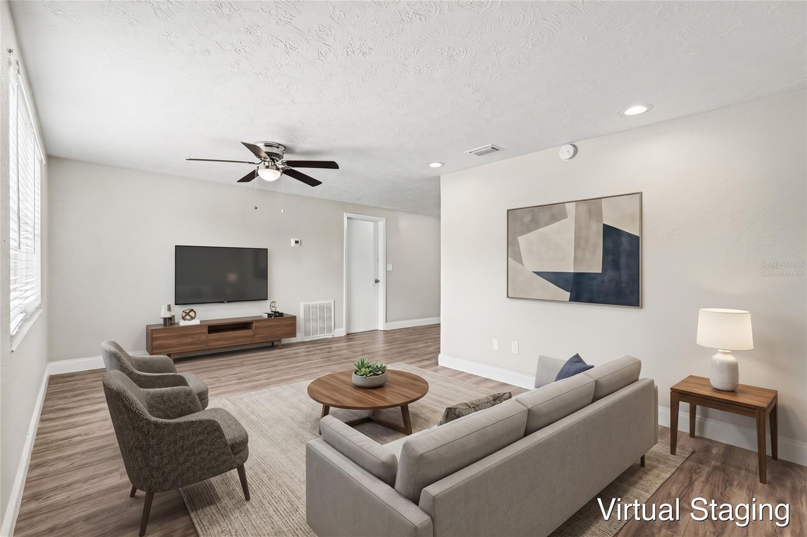 4113 KIBLER LN — photo 3