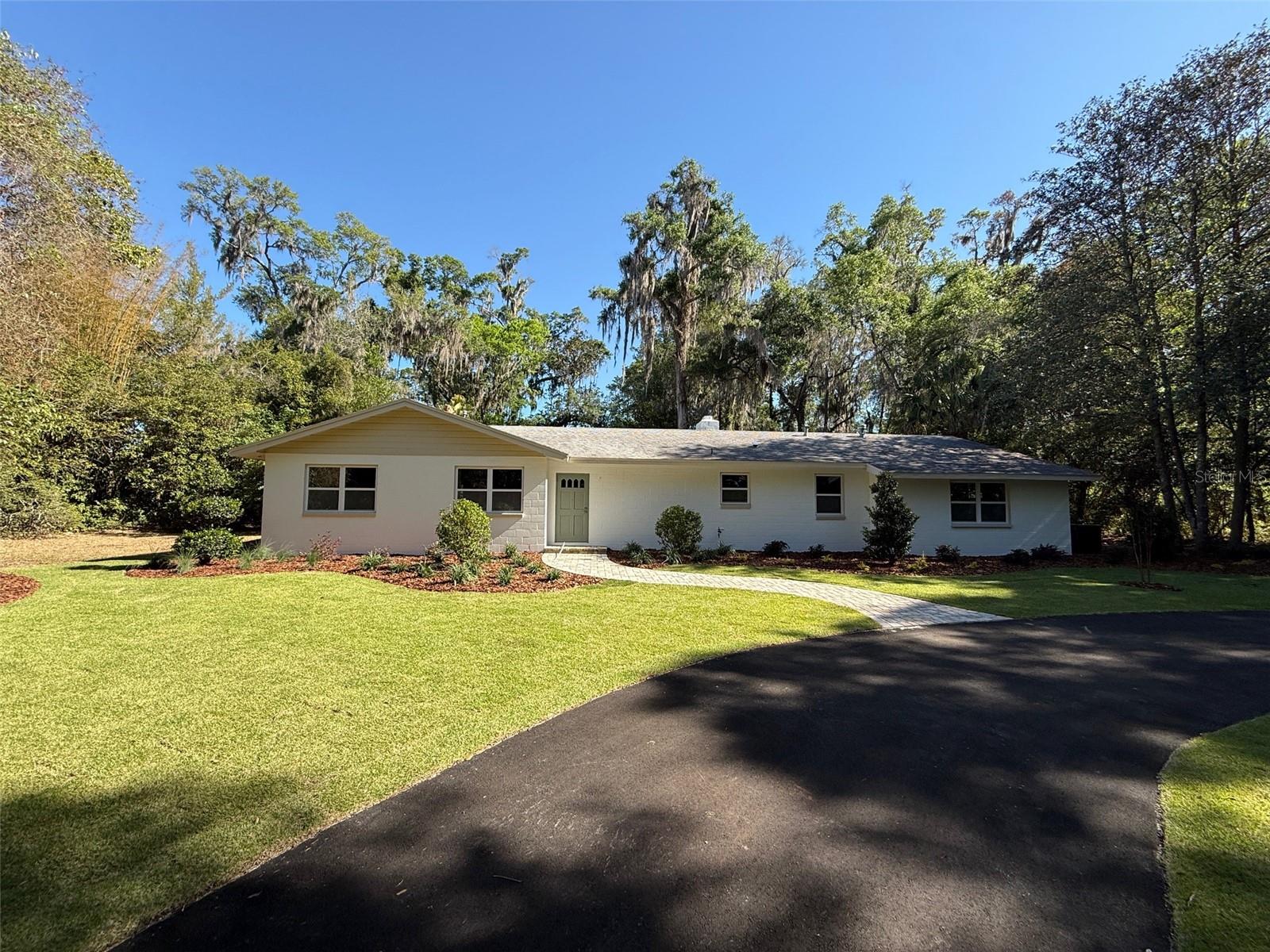 4890 NW 20TH PL — photo 3