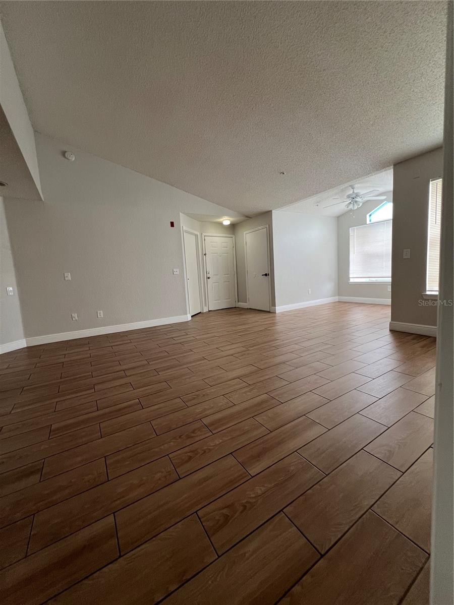 2216 GRAND CAYMAN CT #1435 — photo 2