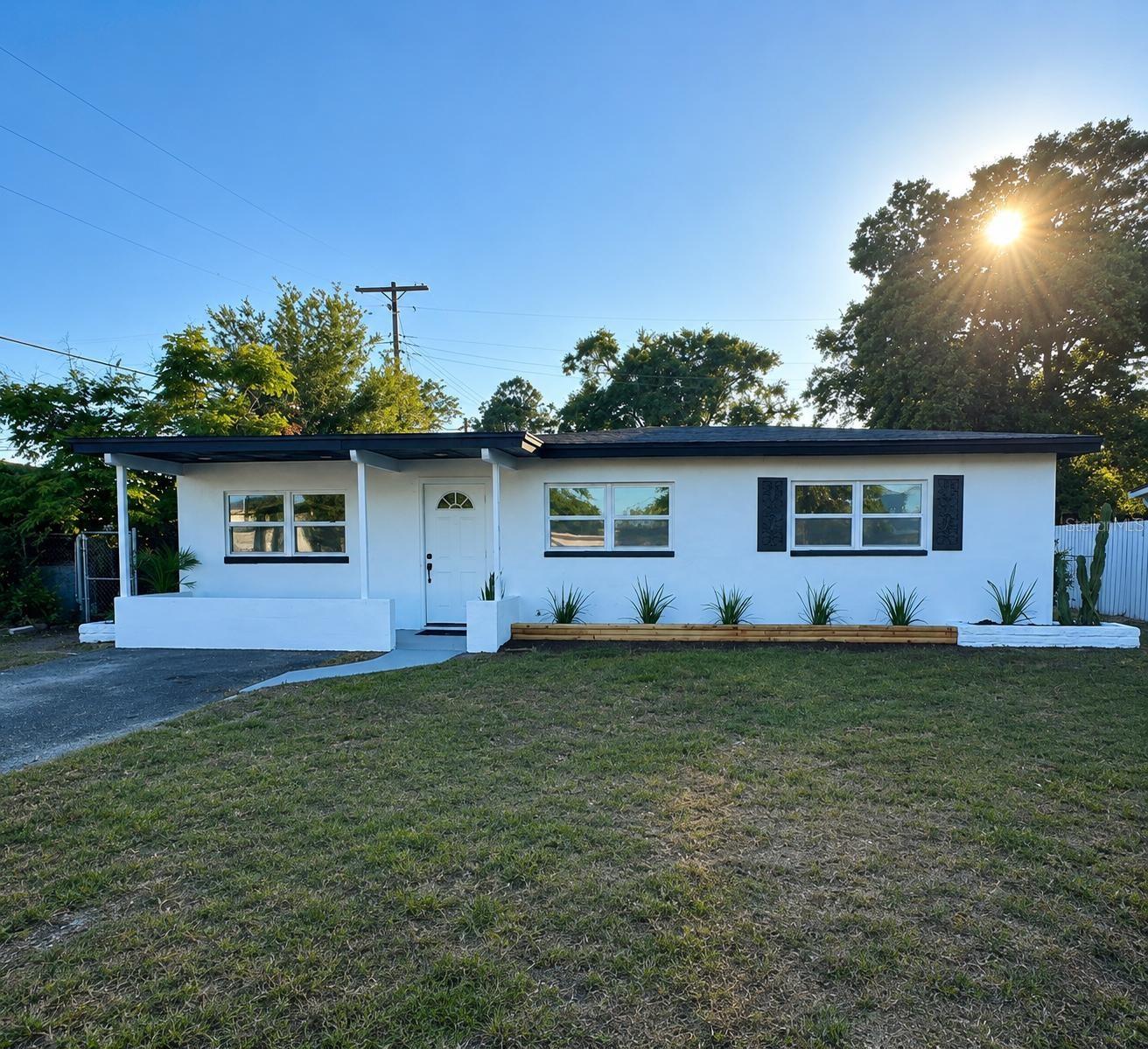2148 CATALINA DR N photo