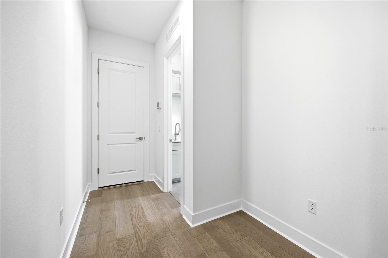 17547 PALMISTE DR — photo 32