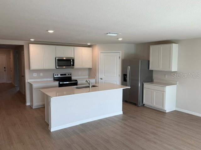 5806 SILVER MOONLIGHT DR — photo 2