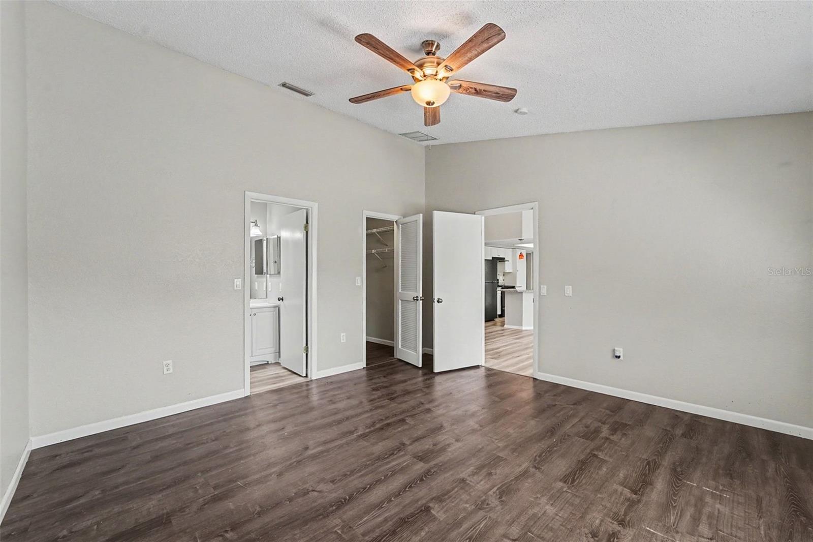 7336 ASHMORE DR — photo 18