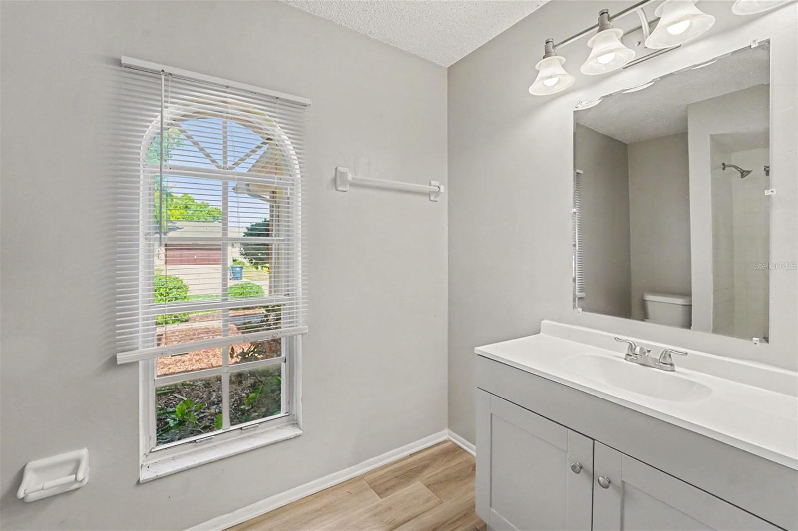 7336 ASHMORE DR — photo 21