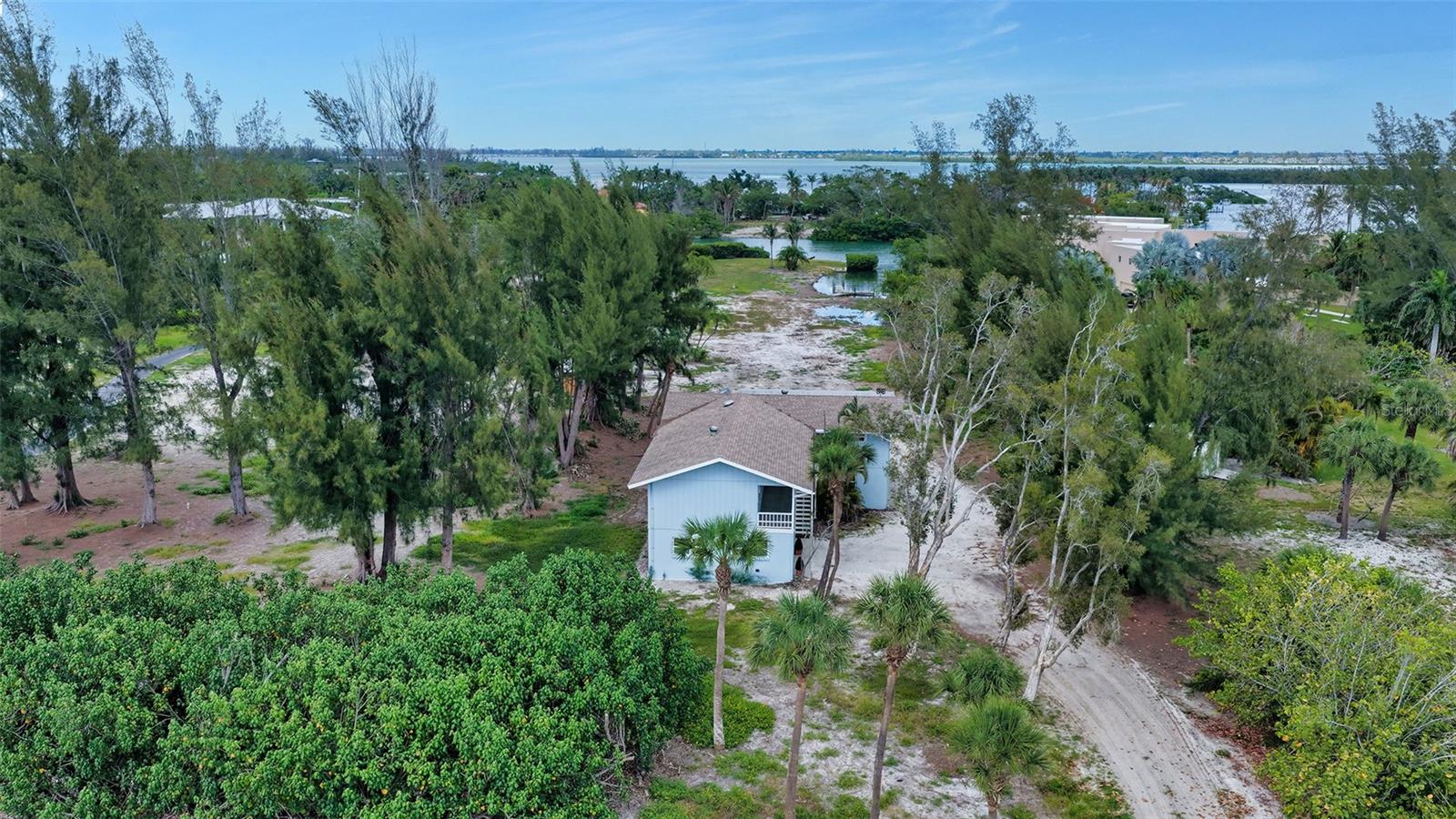 6664 & 6660 & 6670 GULF OF MEXICO DR — photo 23