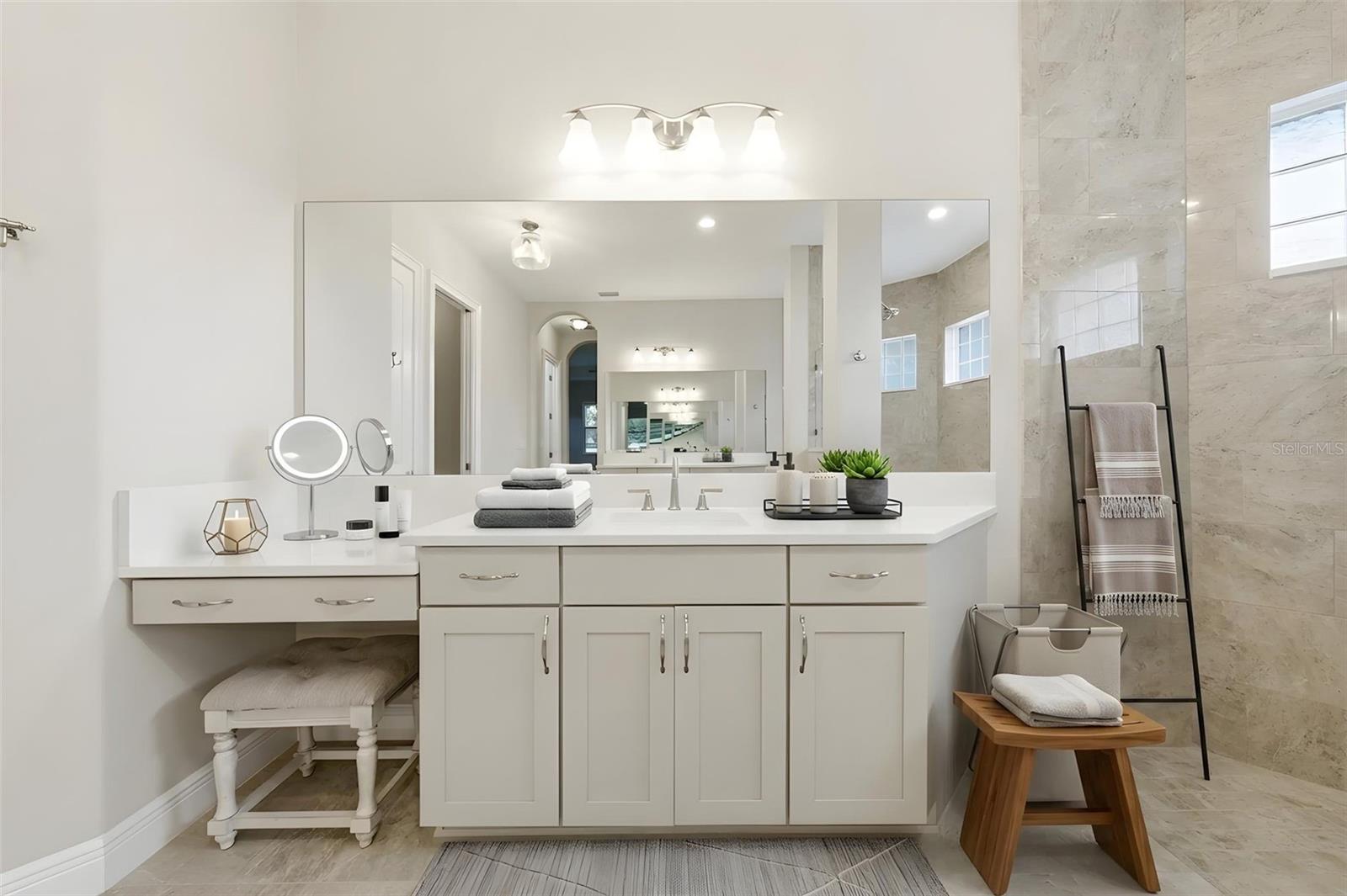 5066 GREENS DR — photo 12