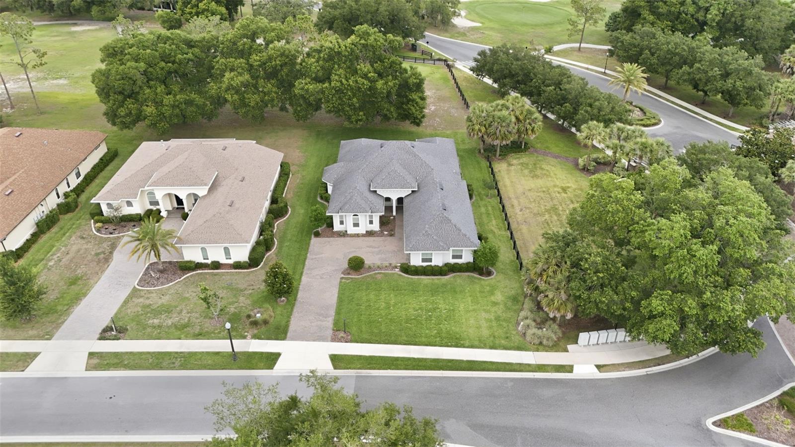 5066 GREENS DR — photo 25