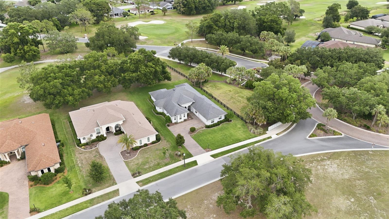 5066 GREENS DR — photo 26