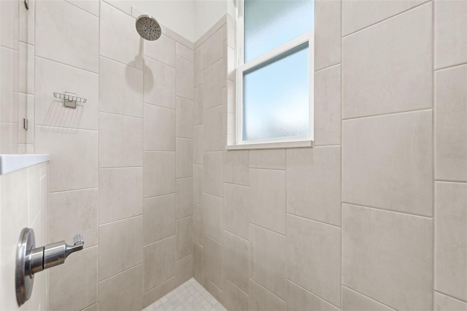5066 GREENS DR — photo 65