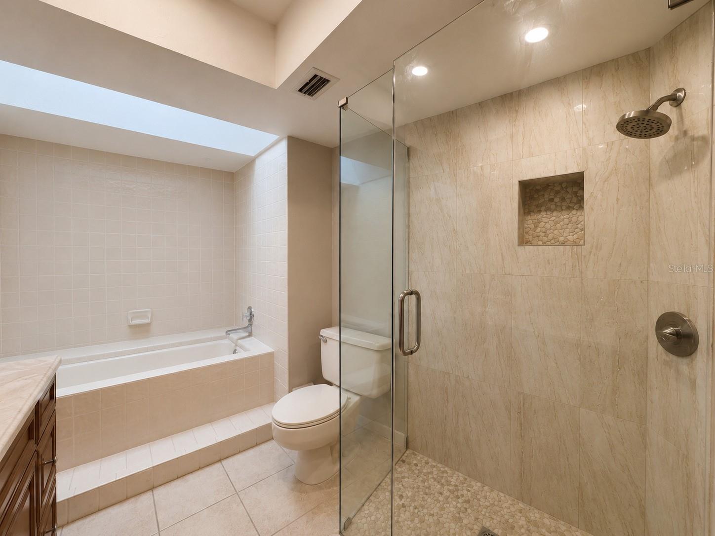 4901 LANSING ST NE — photo 31