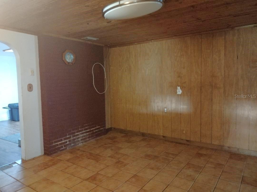 651 OLD HAW CREEK RD — photo 13
