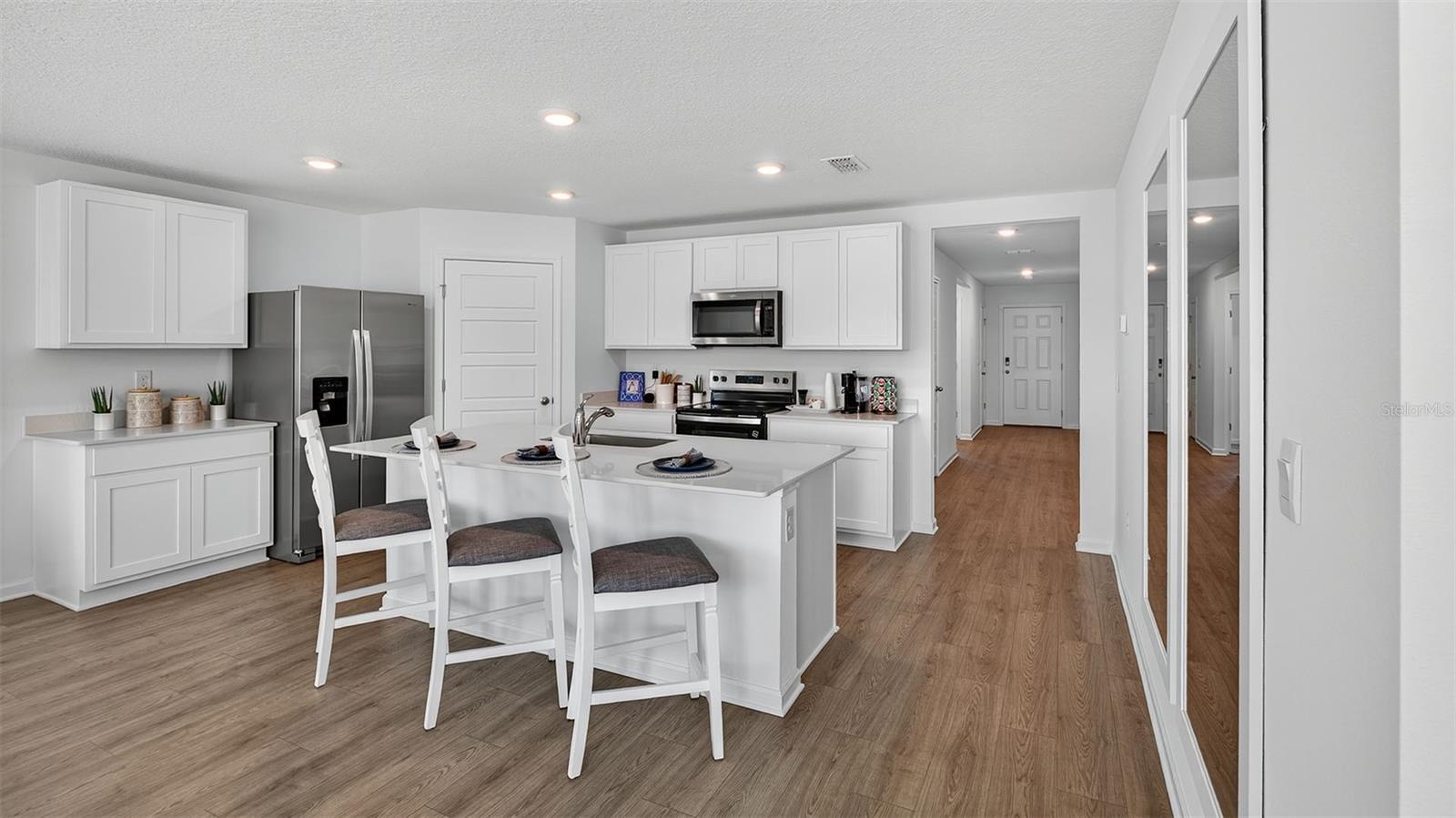 65 SAWDUST LN — photo 8