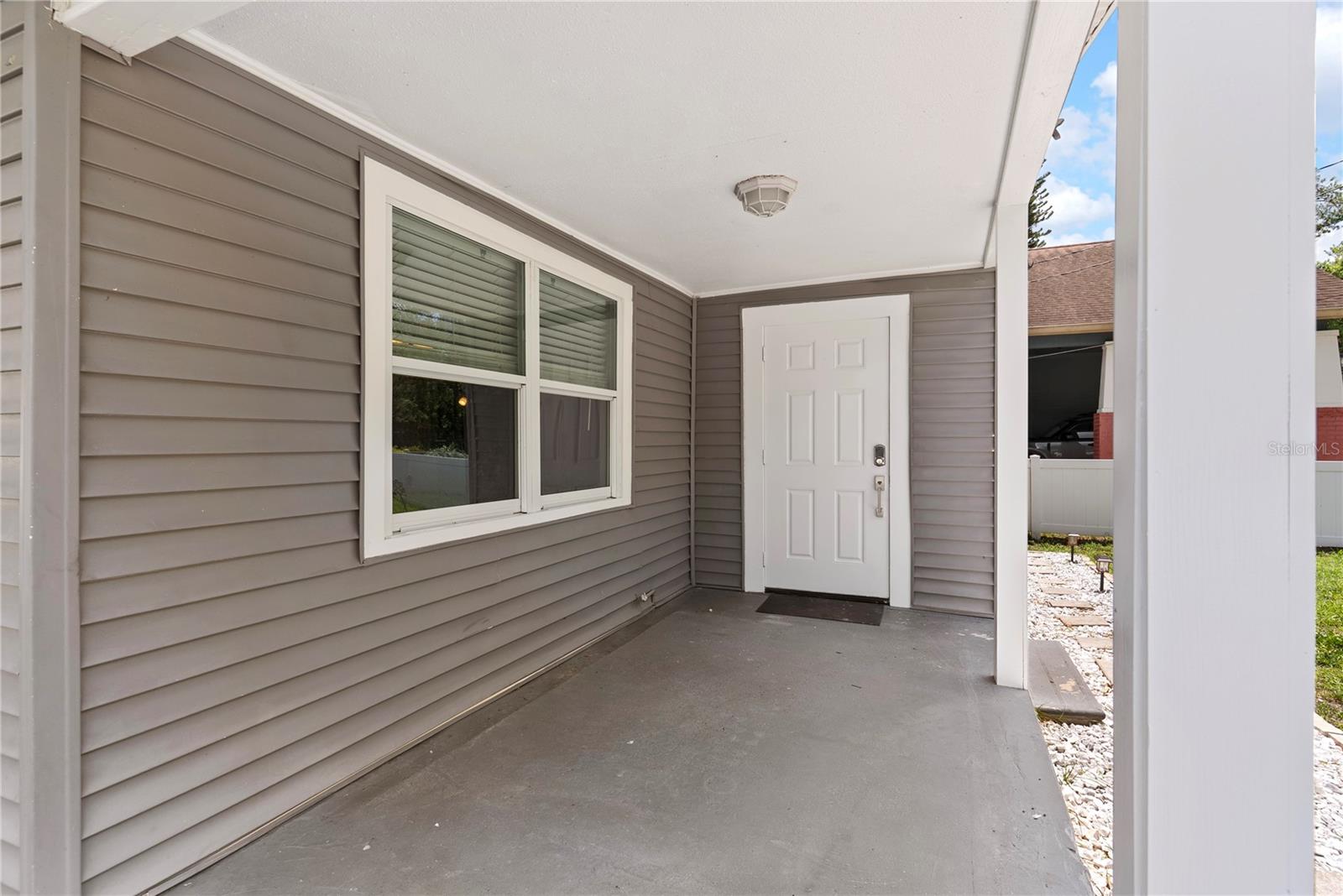 1804 E IDLEWILD AVE — photo 4