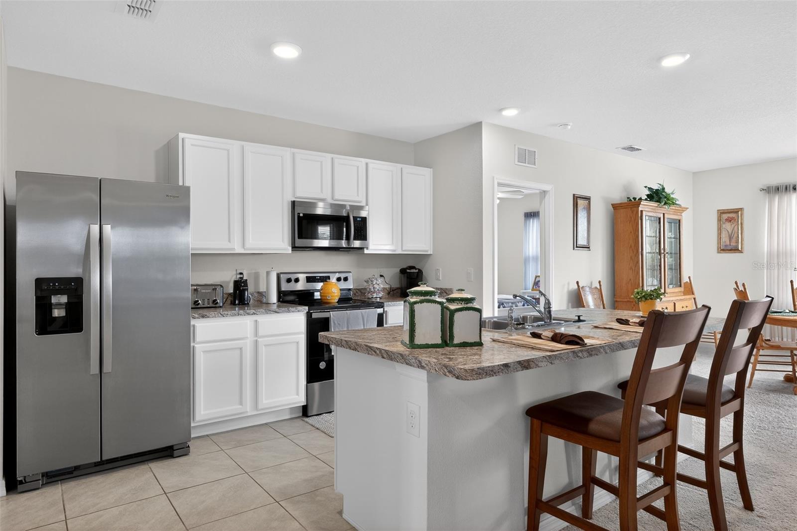 524 BOARDWALK AVE — photo 7
