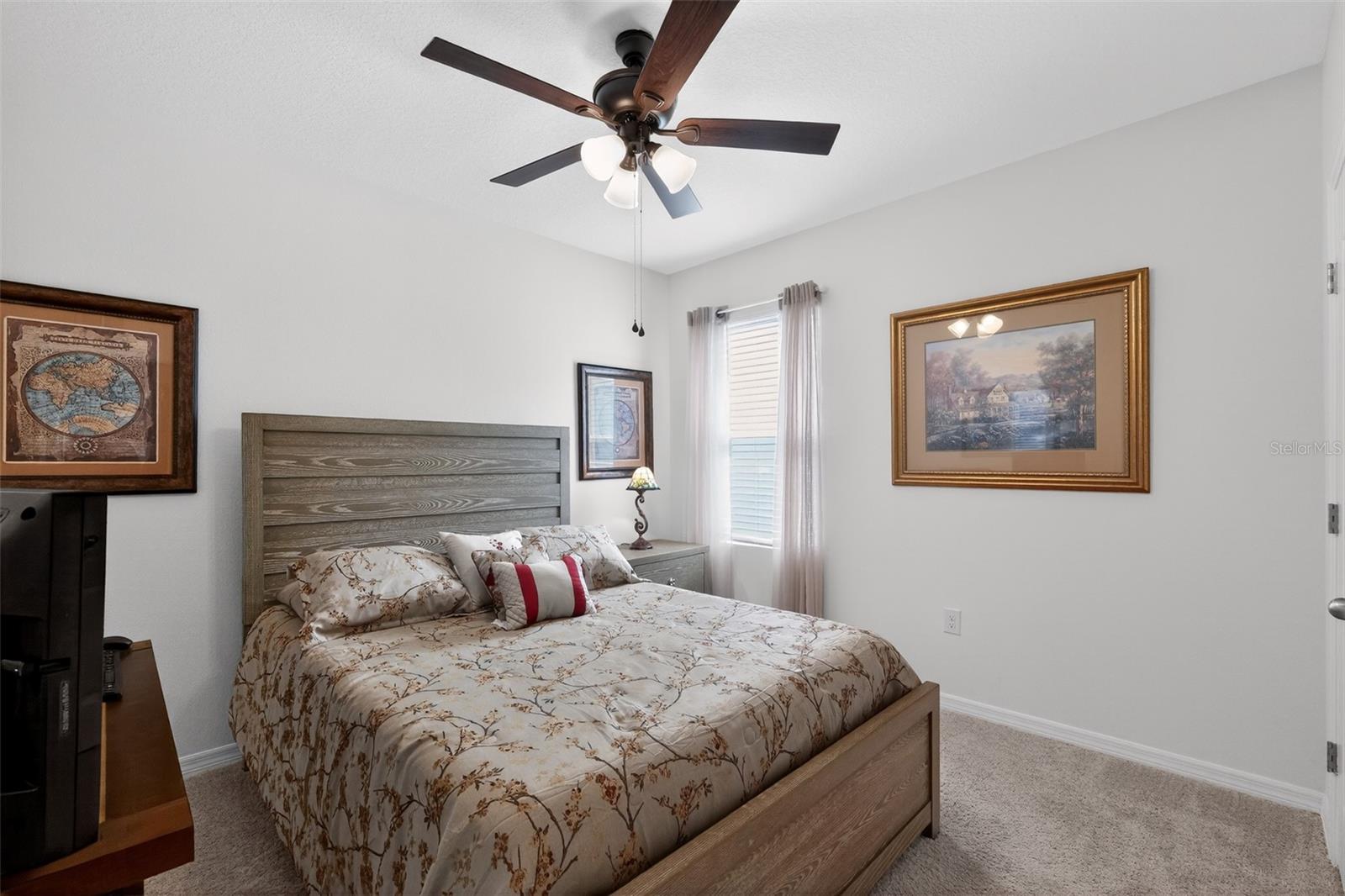 524 BOARDWALK AVE — photo 25