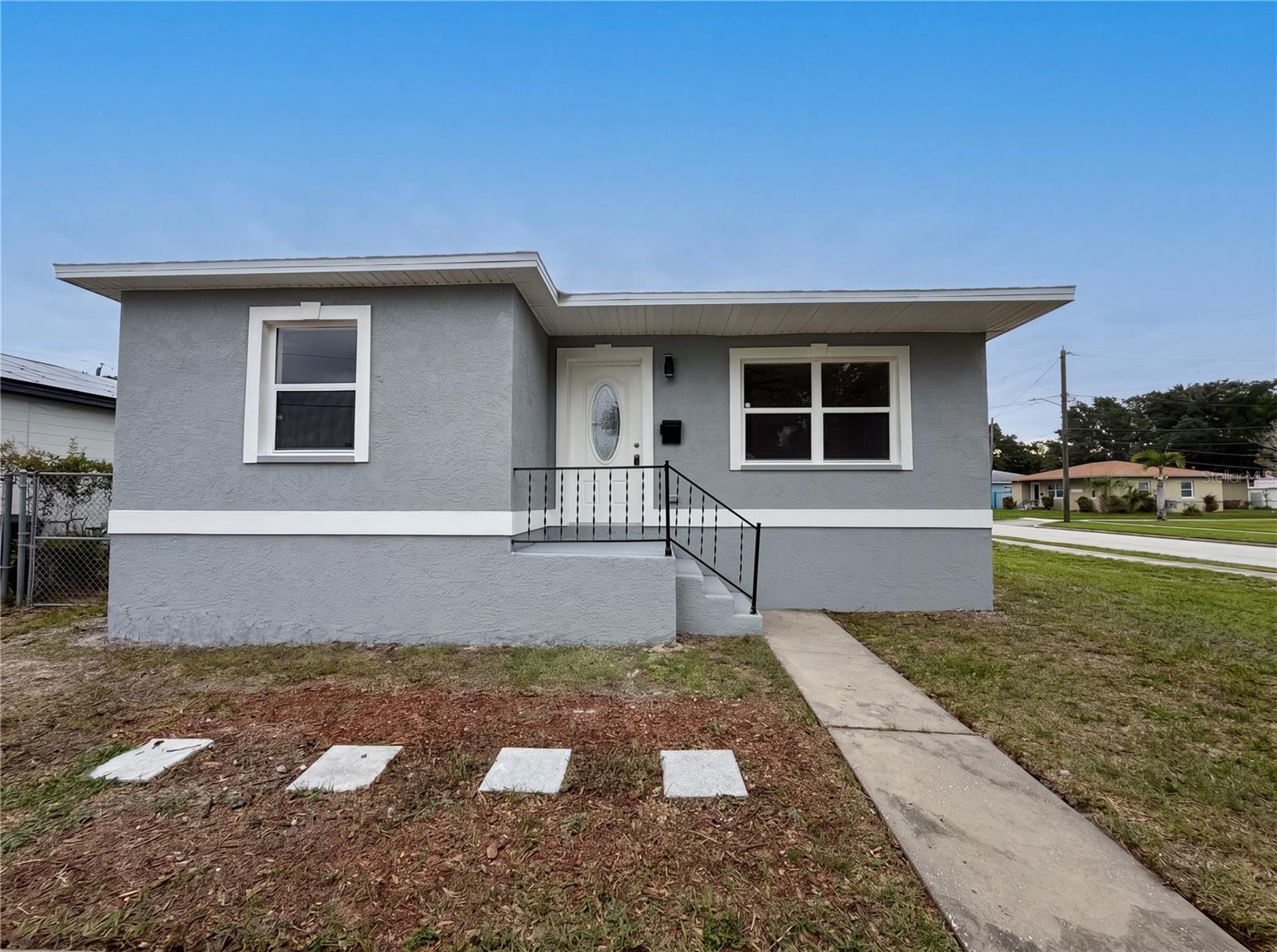 845 40TH AVE S photo