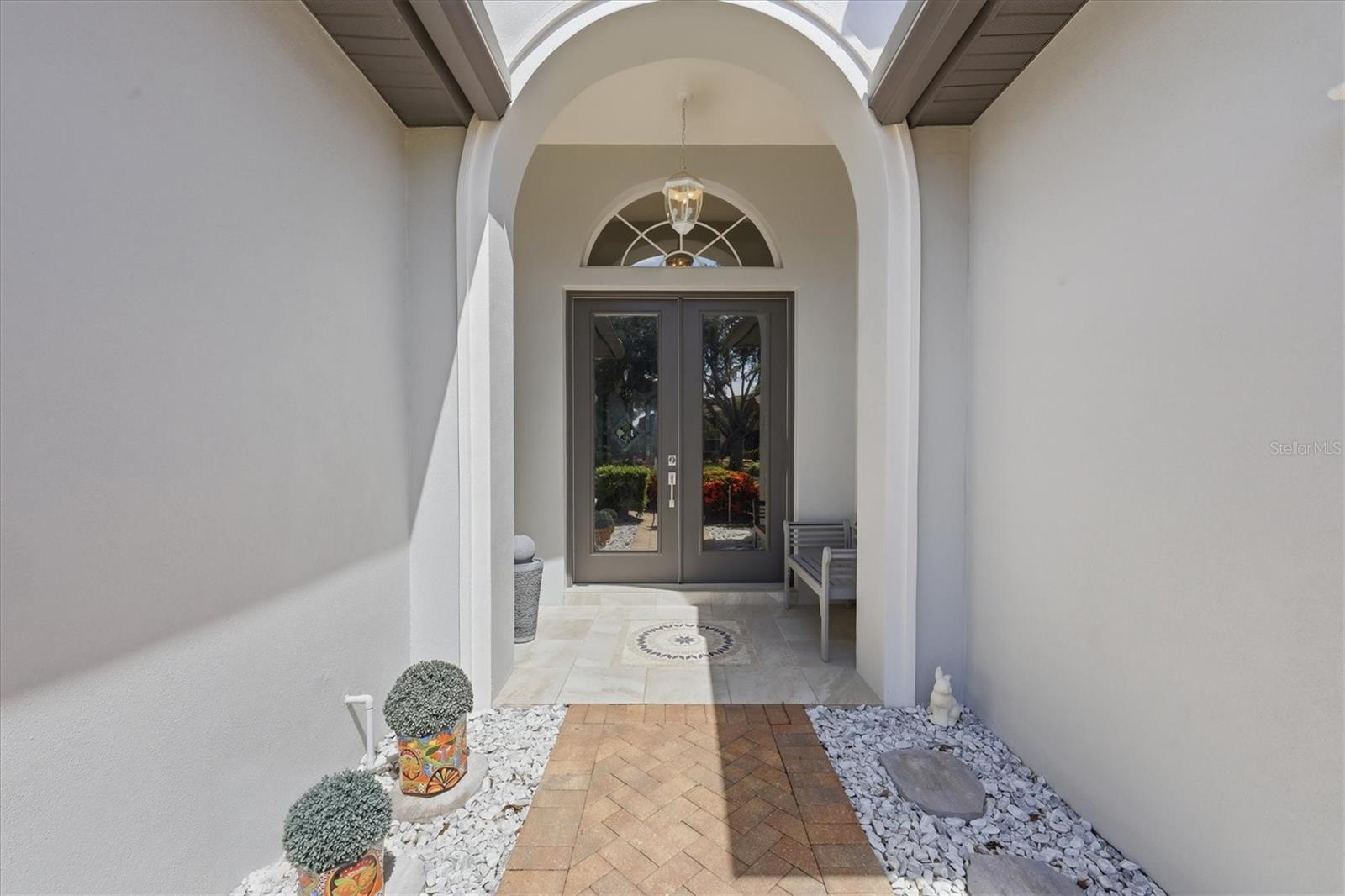 7346 WINDEMERE LN — photo 3