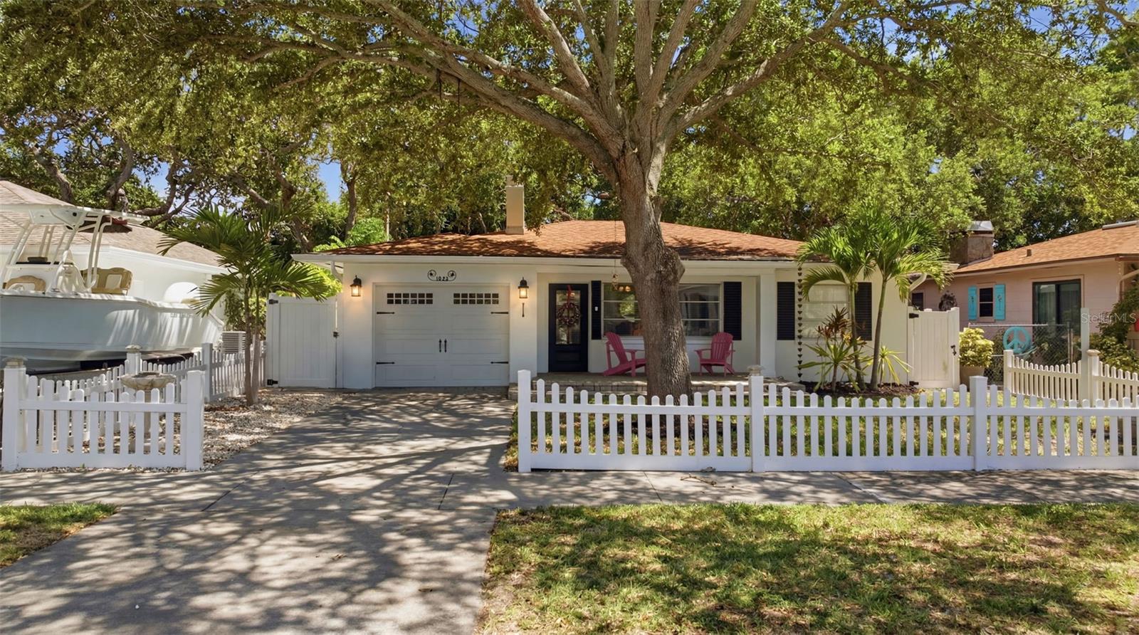 1023 GRANADA ST photo