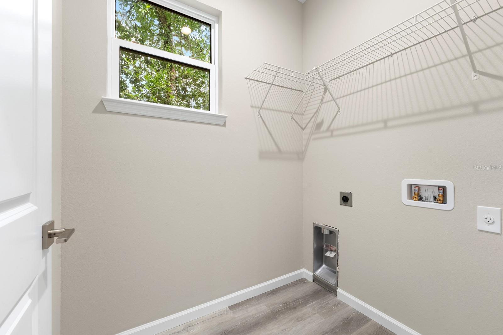 2915 CHIPCO ST — photo 14