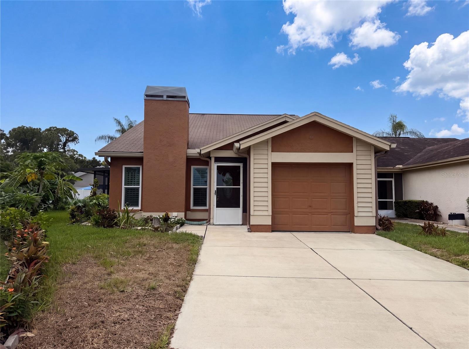 11648 HIDDEN HOLLOW CIR photo