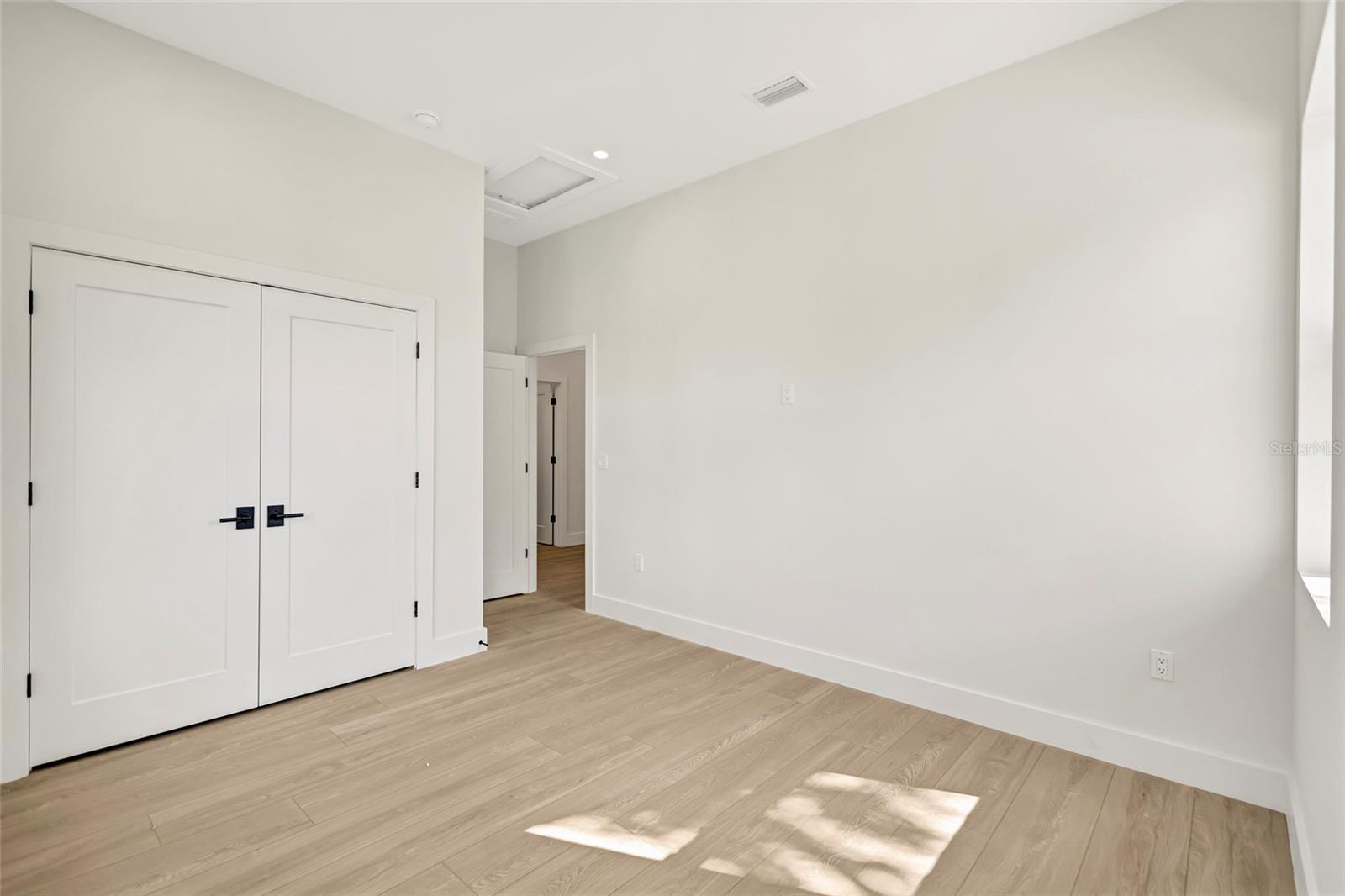 5346 2ND AVE S — photo 35