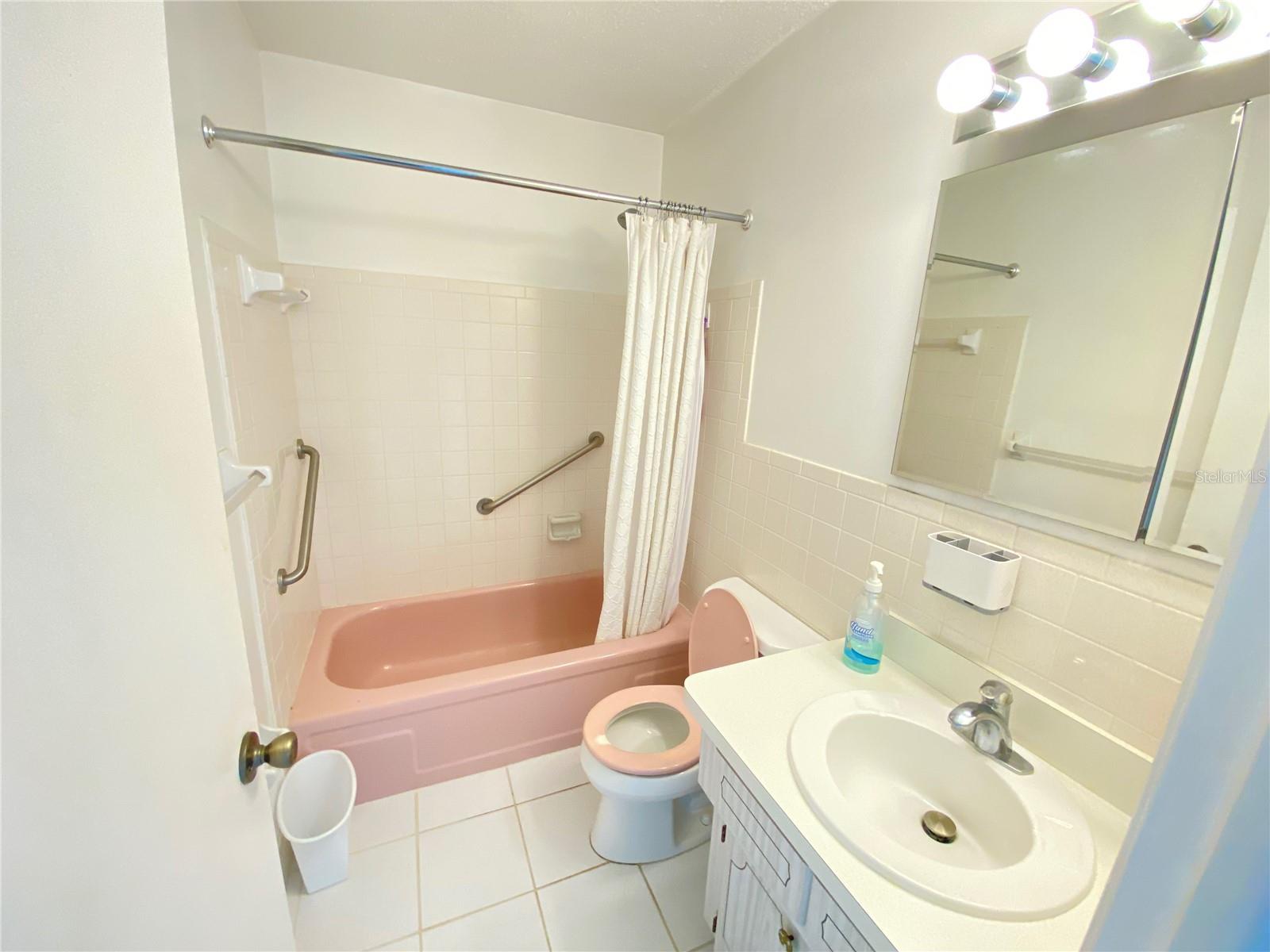 5105 ROSE PL N — photo 36