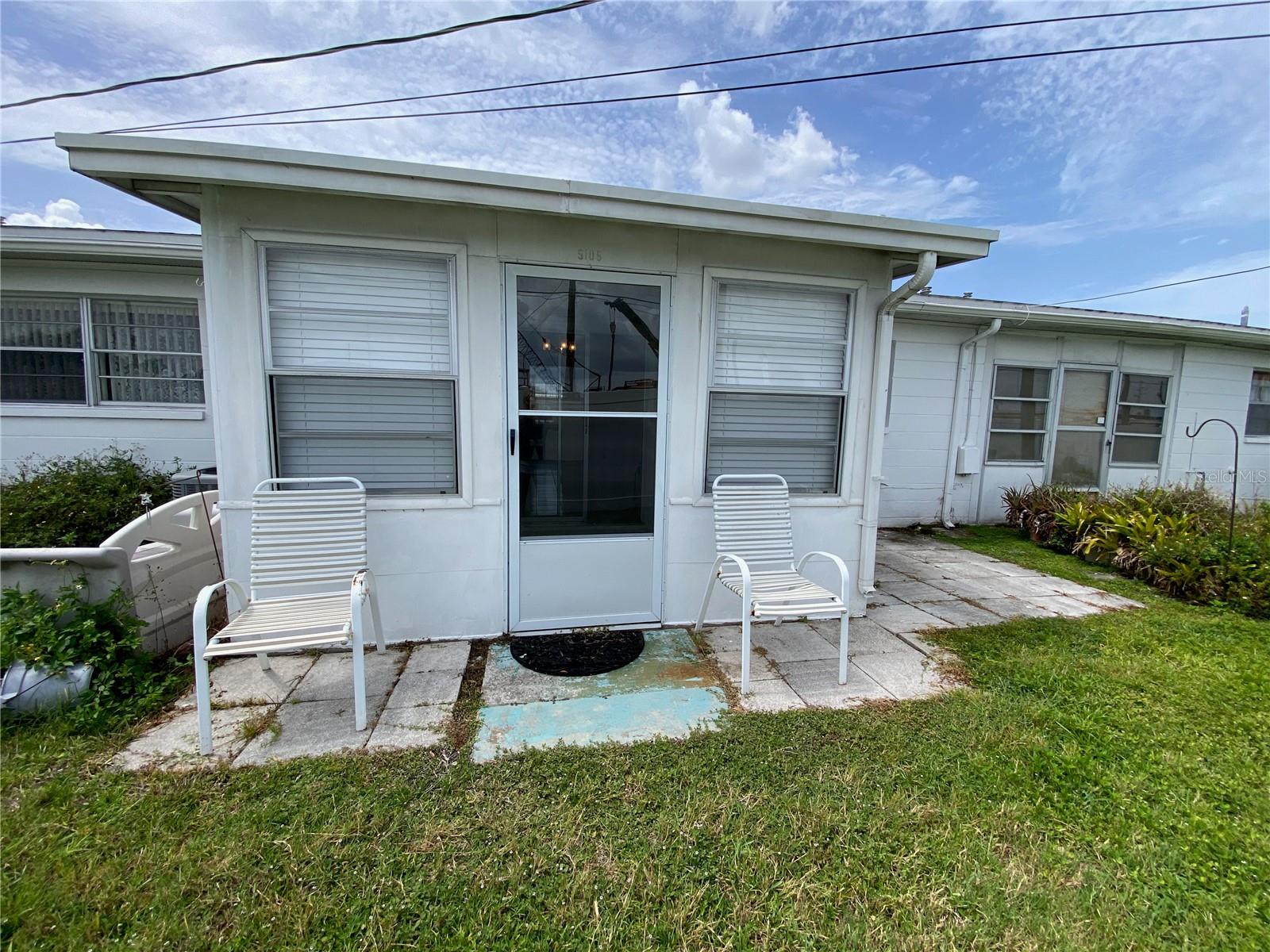 5105 ROSE PL N — photo 42