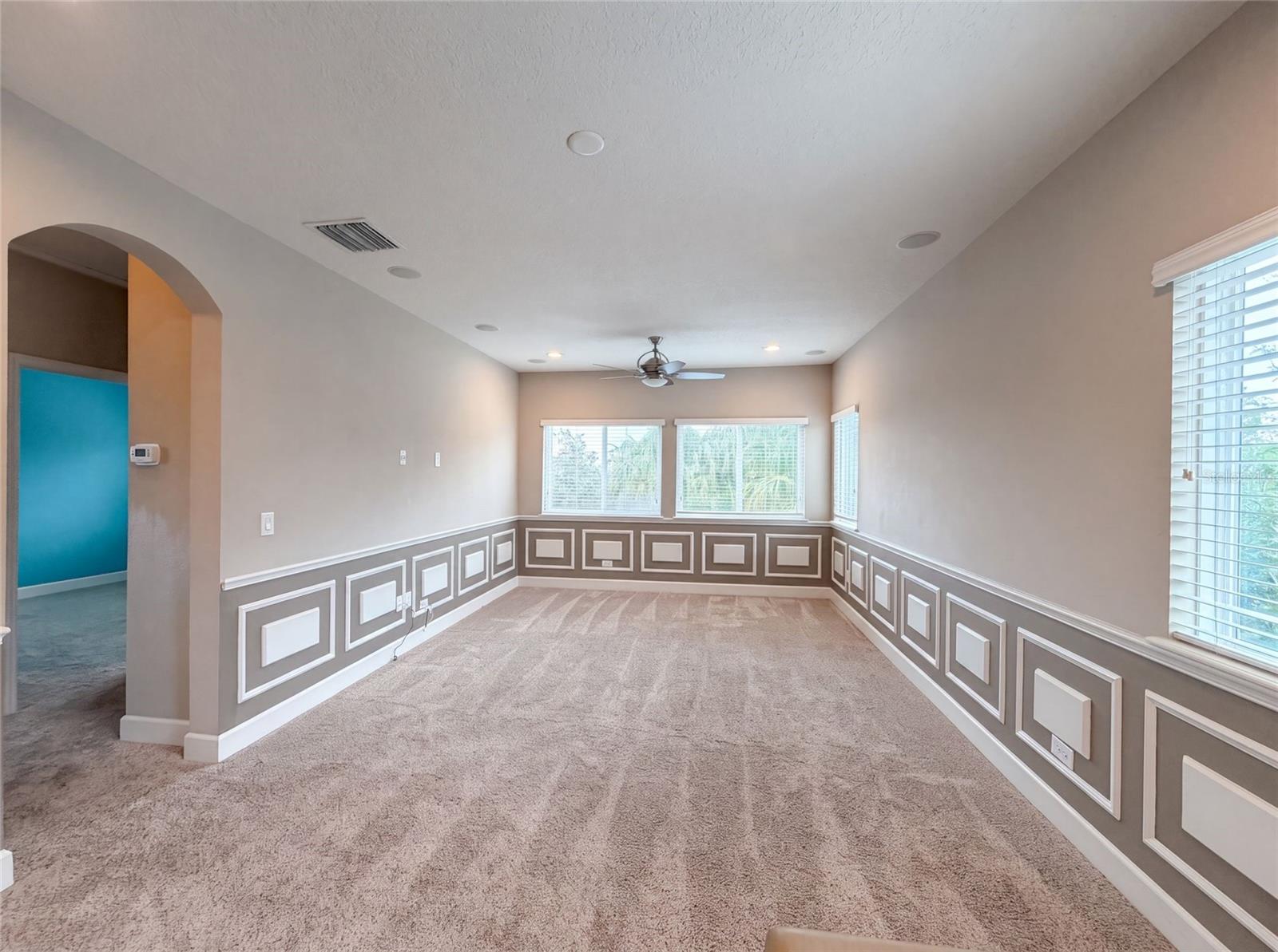 7304 MILESTONE DR — photo 8