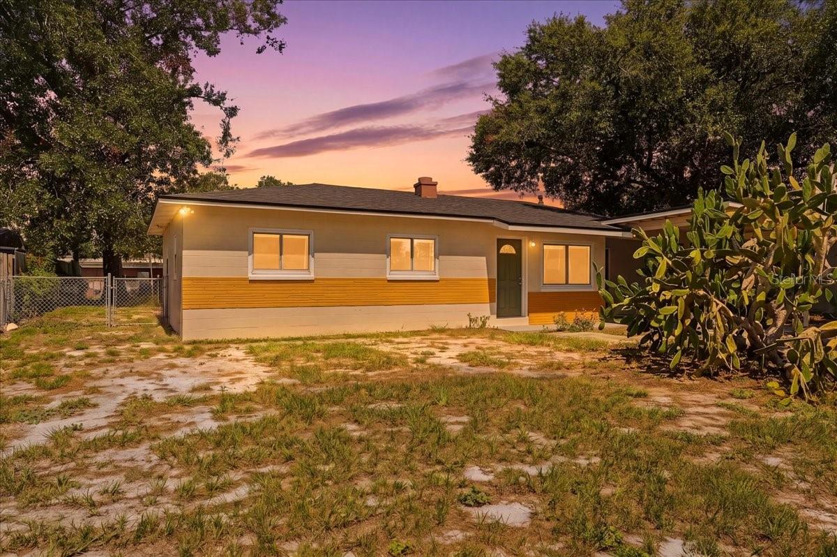 813 ELLERBE WAY photo