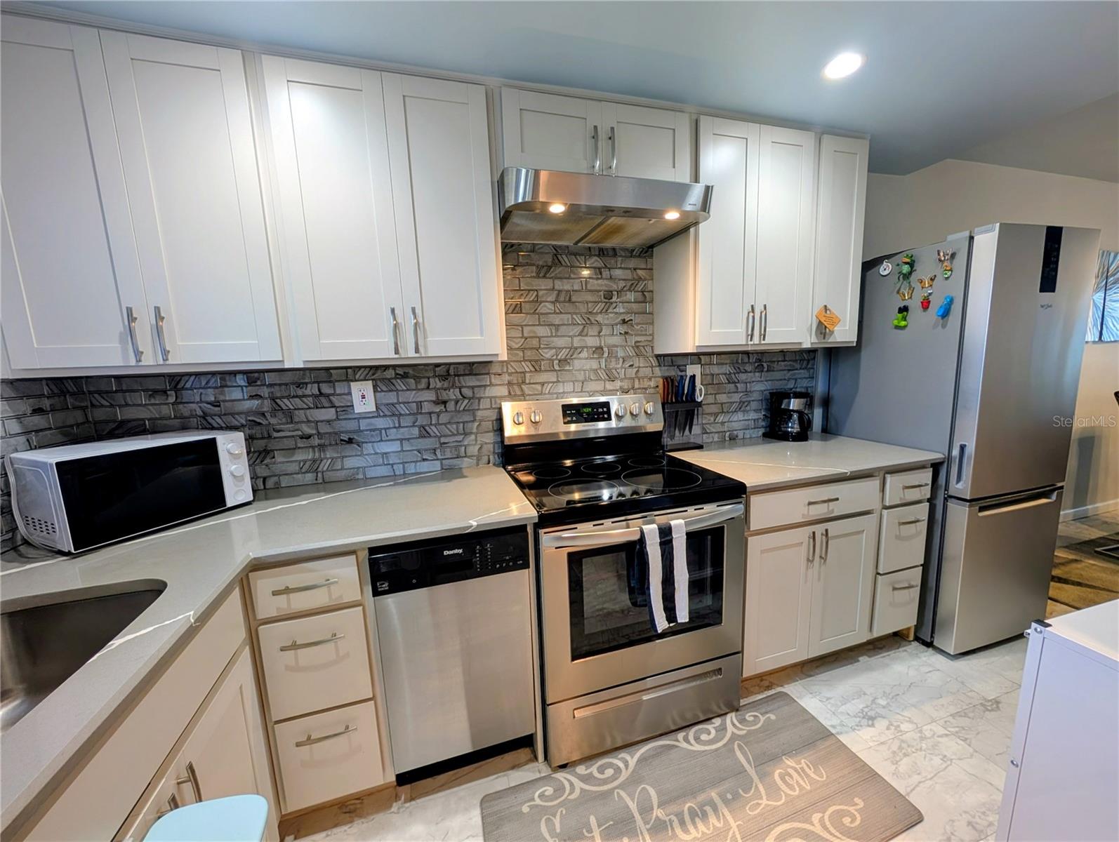 1243 S MARTIN LUTHER KING JR AVE #B205 — photo 5