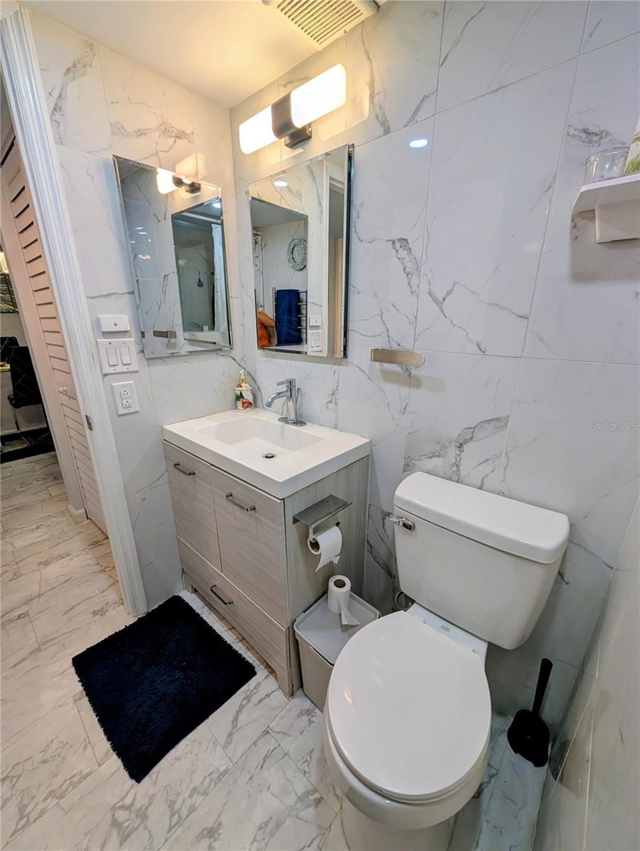 1243 S MARTIN LUTHER KING JR AVE #B205 — photo 15