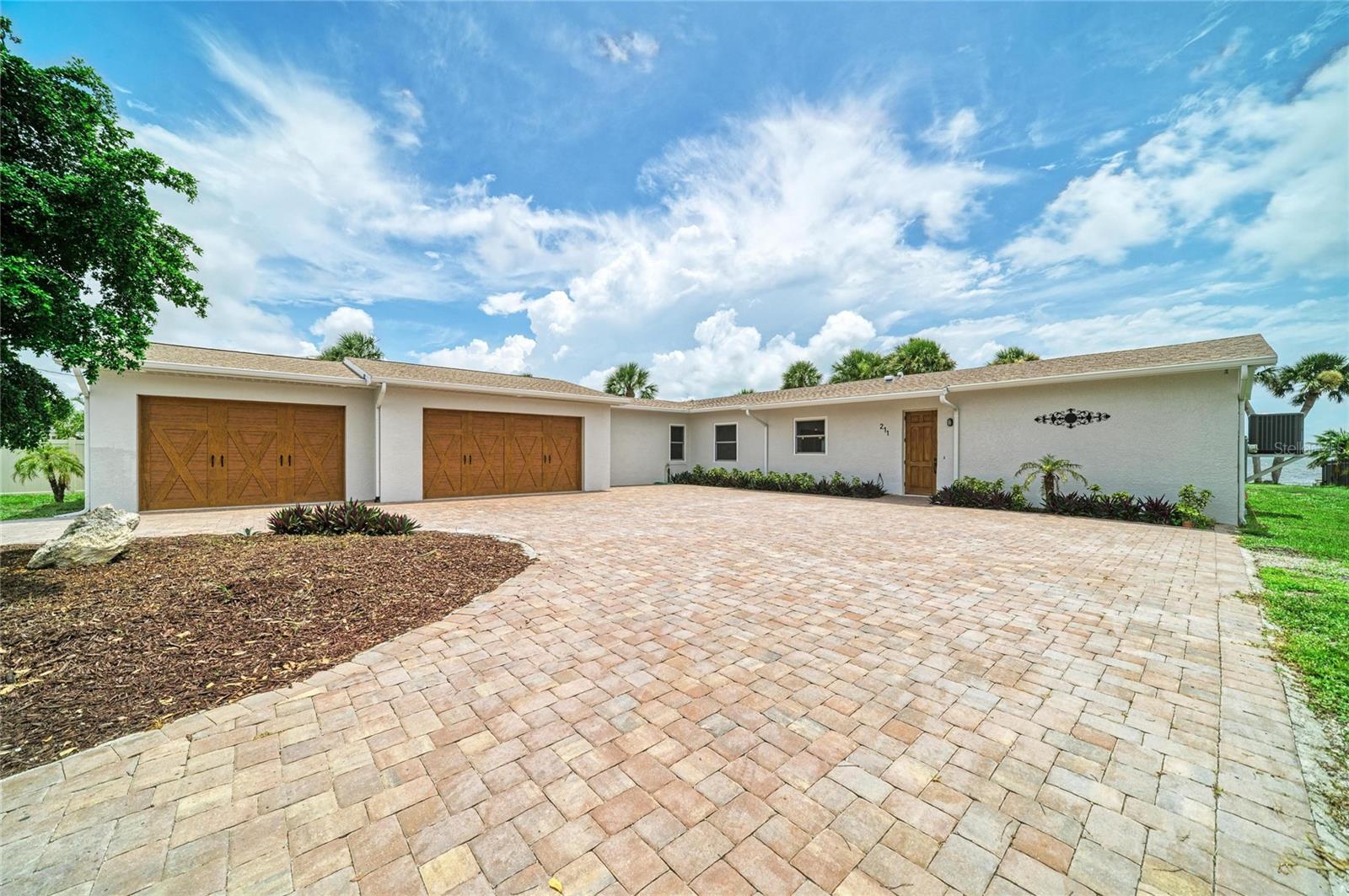 211 BAHIA VISTA DR photo