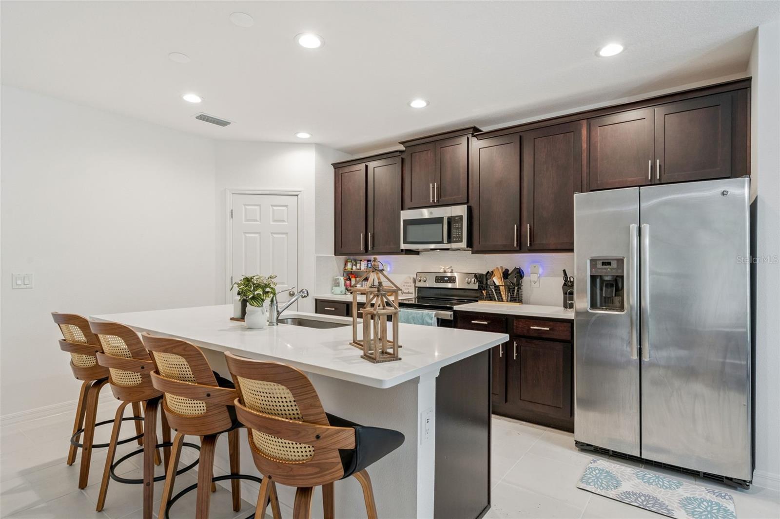 1055 CHASE AUSTIN WAY — photo 4
