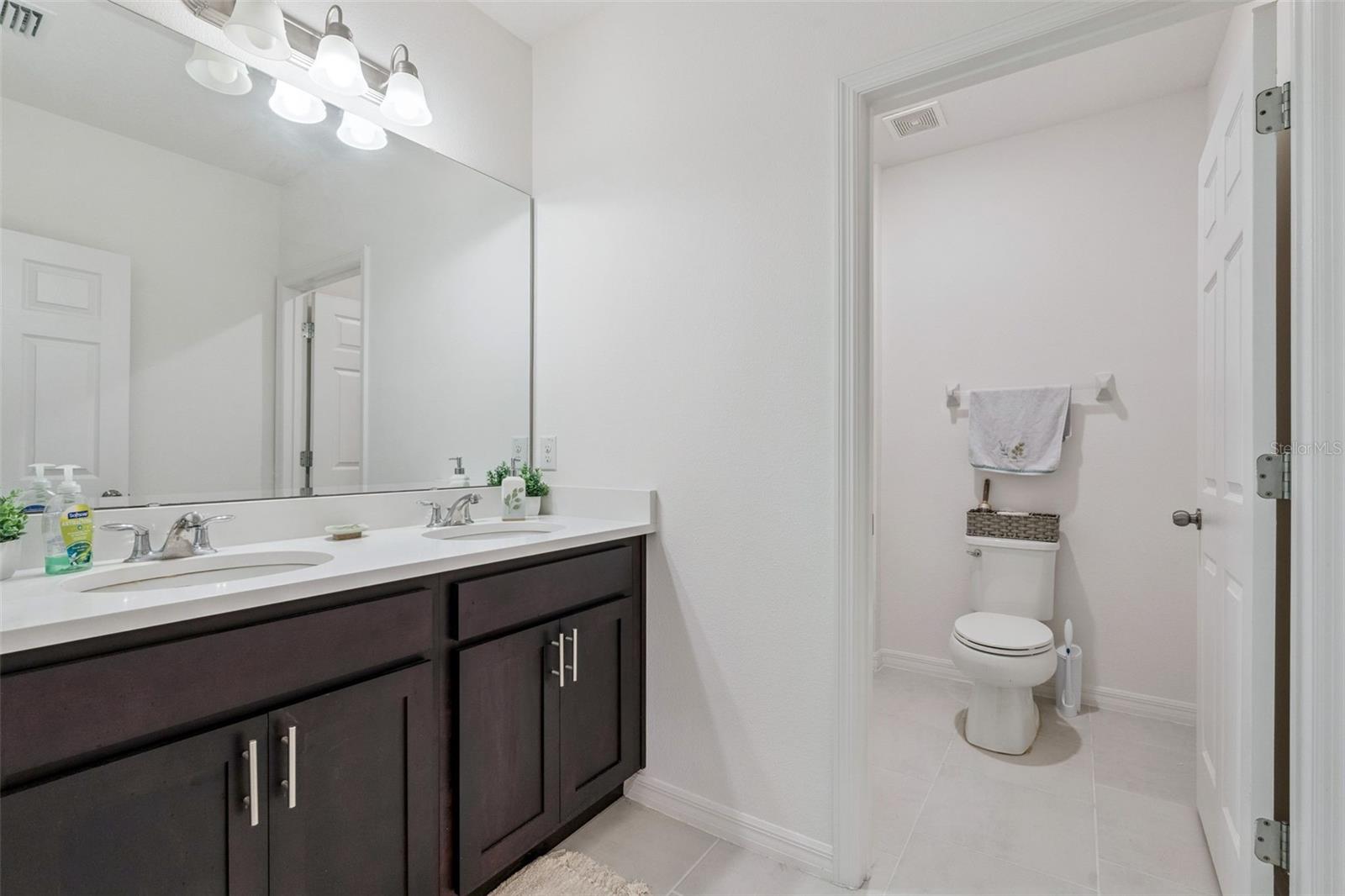 1055 CHASE AUSTIN WAY — photo 16